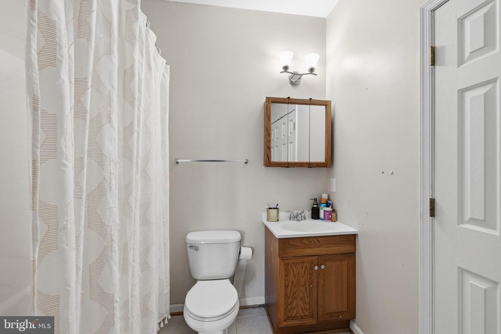 34 HEMLOCK LN, MINERAL, Virginia 23117, 5 Bedrooms Bedrooms, ,3 BathroomsBathrooms,Residential,34 HEMLOCK LN,VALA2009616 MLS # VALA2009616 34 HEMLOCK LN, MINERAL, Virginia 23117, 5 Bedrooms Bedrooms, ,3 BathroomsBathrooms,Residential,34 HEMLOCK LN,VALA2009616 MLS # VALA2009616