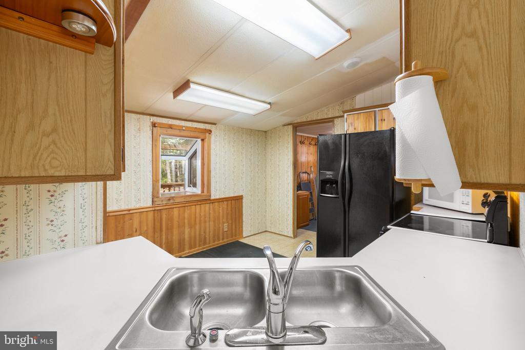 13749 POST OAK RD, SPOTSYLVANIA, Virginia 22551, 2 Bedrooms Bedrooms, ,1 BathroomBathrooms,Residential,13749 POST OAK RD,VASP2040758 MLS # VASP2040758