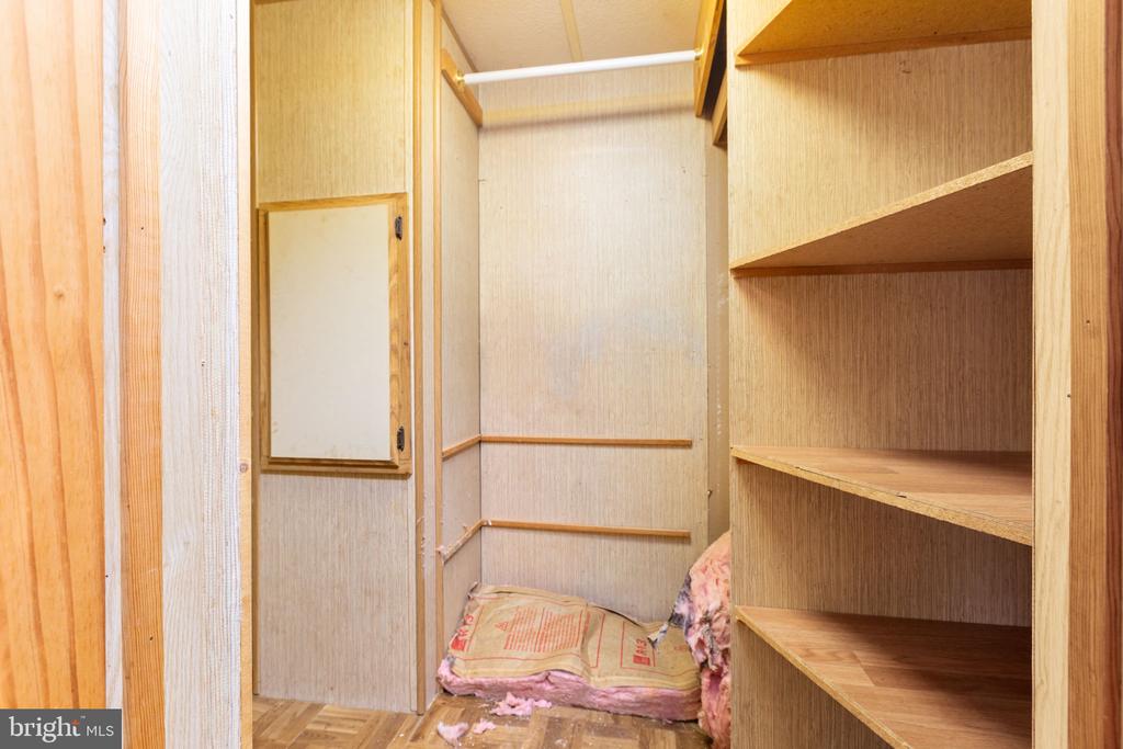 13749 POST OAK RD, SPOTSYLVANIA, Virginia 22551, 2 Bedrooms Bedrooms, ,1 BathroomBathrooms,Residential,13749 POST OAK RD,VASP2040758 MLS # VASP2040758