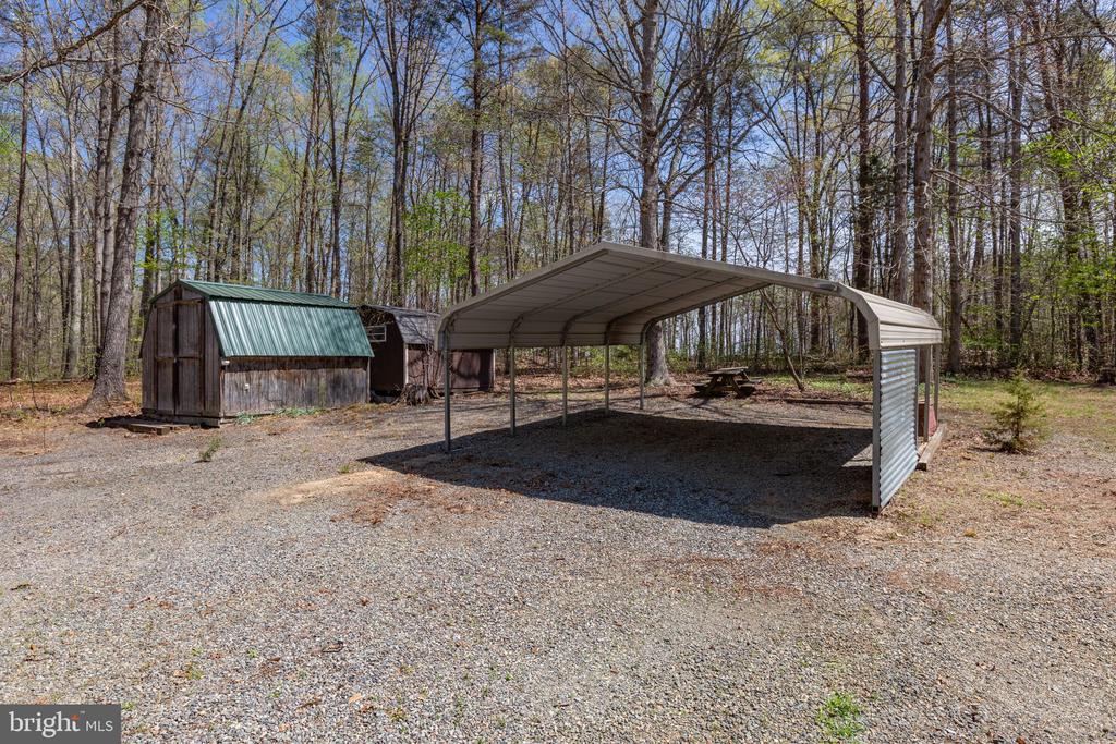 13749 POST OAK RD, SPOTSYLVANIA, Virginia 22551, 2 Bedrooms Bedrooms, ,1 BathroomBathrooms,Residential,13749 POST OAK RD,VASP2040758 MLS # VASP2040758