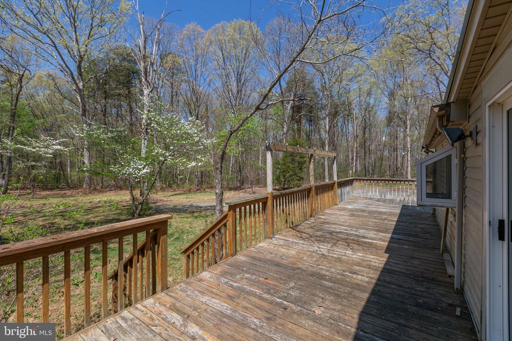 13749 POST OAK RD, SPOTSYLVANIA, Virginia 22551, 2 Bedrooms Bedrooms, ,1 BathroomBathrooms,Residential,13749 POST OAK RD,VASP2040758 MLS # VASP2040758