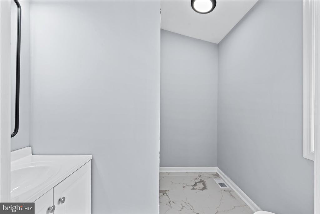 7621 RIVER RD, FREDERICKSBURG, Virginia 22407, 4 Bedrooms Bedrooms, ,3 BathroomsBathrooms,Residential,7621 RIVER RD,VASP2040782 MLS # VASP2040782