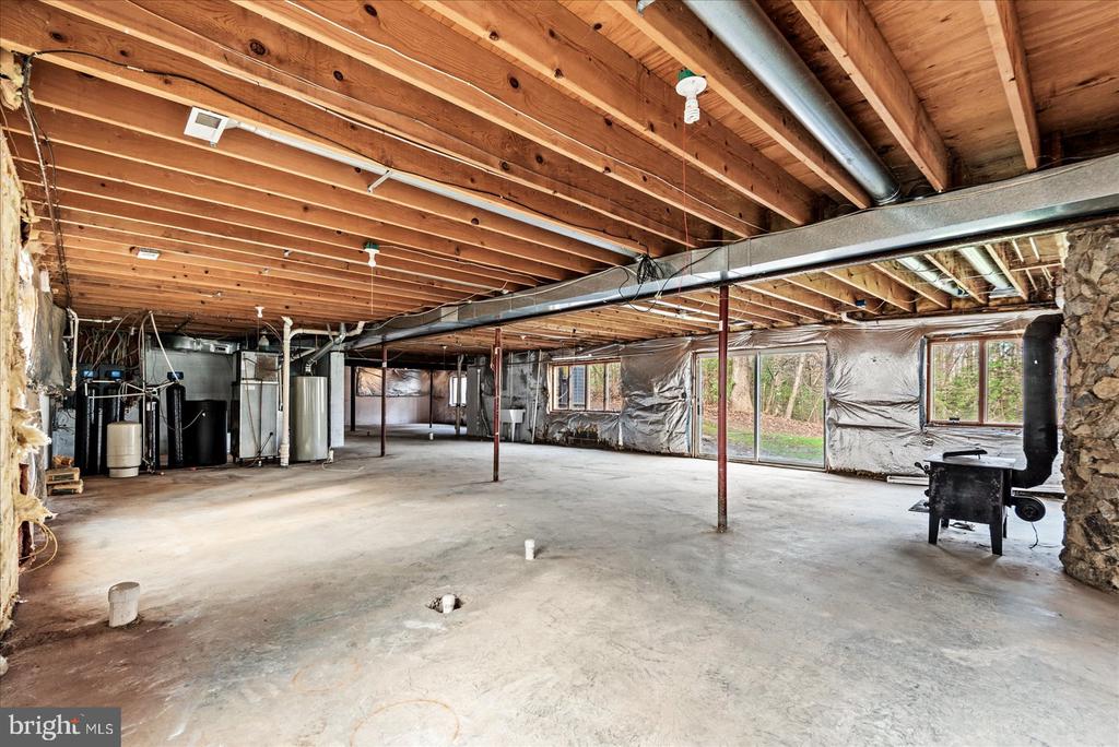 7621 RIVER RD, FREDERICKSBURG, Virginia 22407, 4 Bedrooms Bedrooms, ,3 BathroomsBathrooms,Residential,7621 RIVER RD,VASP2040782 MLS # VASP2040782