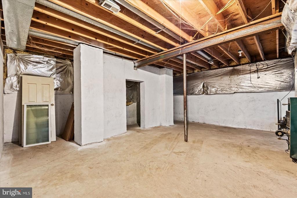 7621 RIVER RD, FREDERICKSBURG, Virginia 22407, 4 Bedrooms Bedrooms, ,3 BathroomsBathrooms,Residential,7621 RIVER RD,VASP2040782 MLS # VASP2040782