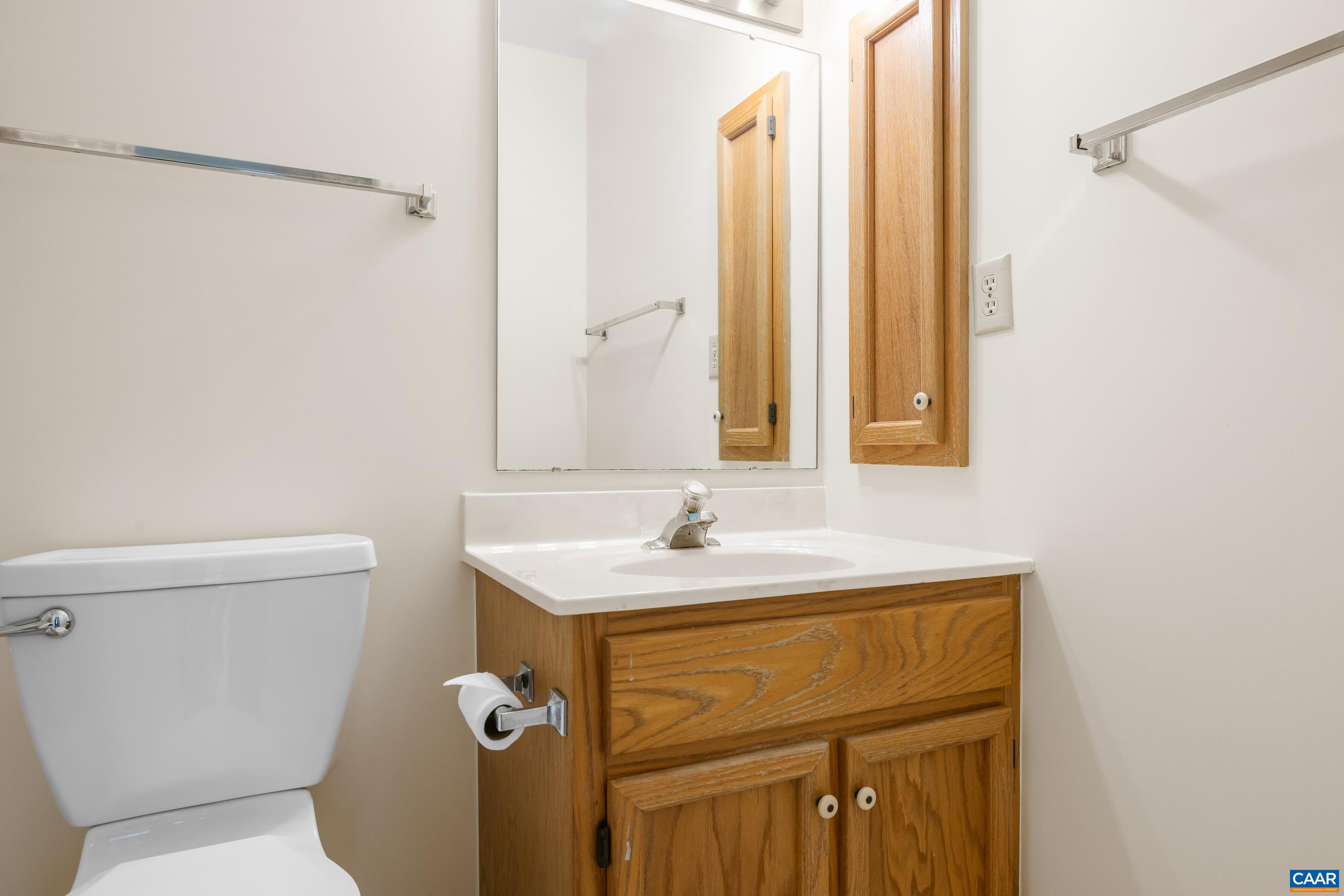 3041 COPPER KNOLL RD, CHARLOTTESVILLE, Virginia 22911, 3 Bedrooms Bedrooms, ,2 BathroomsBathrooms,Residential,3041 COPPER KNOLL RD,674333 MLS # 674333 3041 COPPER KNOLL RD, CHARLOTTESVILLE, Virginia 22911, 3 Bedrooms Bedrooms, ,2 BathroomsBathrooms,Residential,3041 COPPER KNOLL RD,674333 MLS # 674333