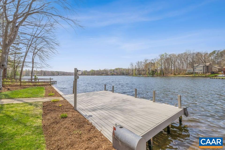 27 ASHLAWN BLVD, PALMYRA, Virginia 22963, 5 Bedrooms Bedrooms, ,3 BathroomsBathrooms,Residential,27 ASHLAWN BLVD,675287 MLS # 675287