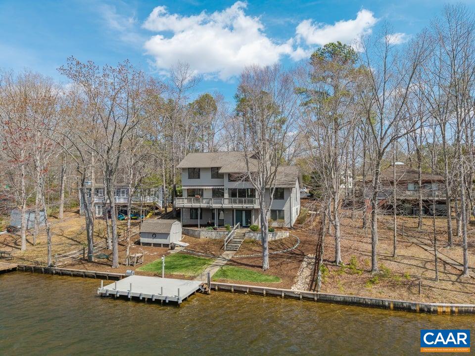 27 ASHLAWN BLVD, PALMYRA, Virginia 22963, 5 Bedrooms Bedrooms, ,3 BathroomsBathrooms,Residential,27 ASHLAWN BLVD,675287 MLS # 675287