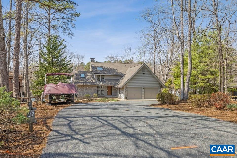 27 ASHLAWN BLVD, PALMYRA, Virginia 22963, 5 Bedrooms Bedrooms, ,3 BathroomsBathrooms,Residential,27 ASHLAWN BLVD,675287 MLS # 675287