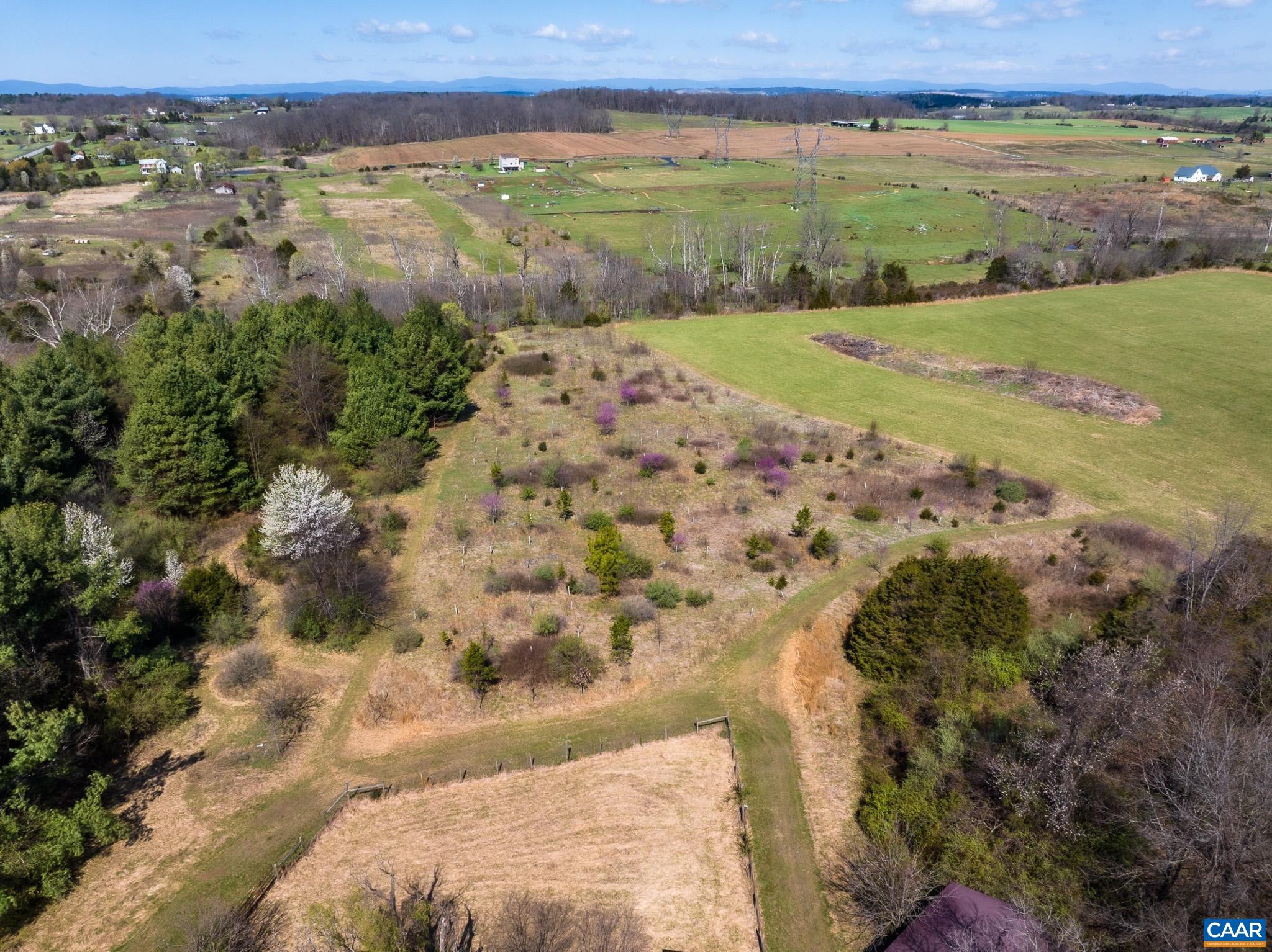 1732 HERMITAGE RD, WAYNESBORO, Virginia 22980, 4 Bedrooms Bedrooms, ,3 BathroomsBathrooms,Residential,Serene Meadows,1732 HERMITAGE RD,675316 MLS # 675316