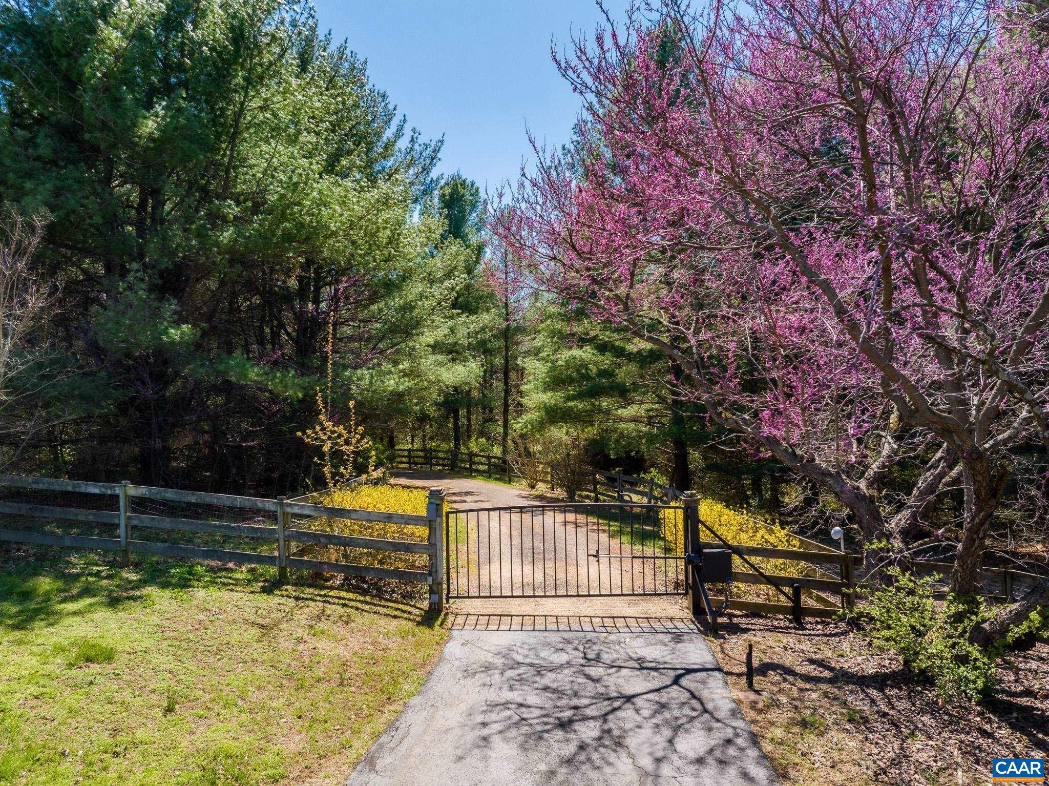 1732 HERMITAGE RD, WAYNESBORO, Virginia 22980, 4 Bedrooms Bedrooms, ,3 BathroomsBathrooms,Residential,Serene Meadows,1732 HERMITAGE RD,675316 MLS # 675316