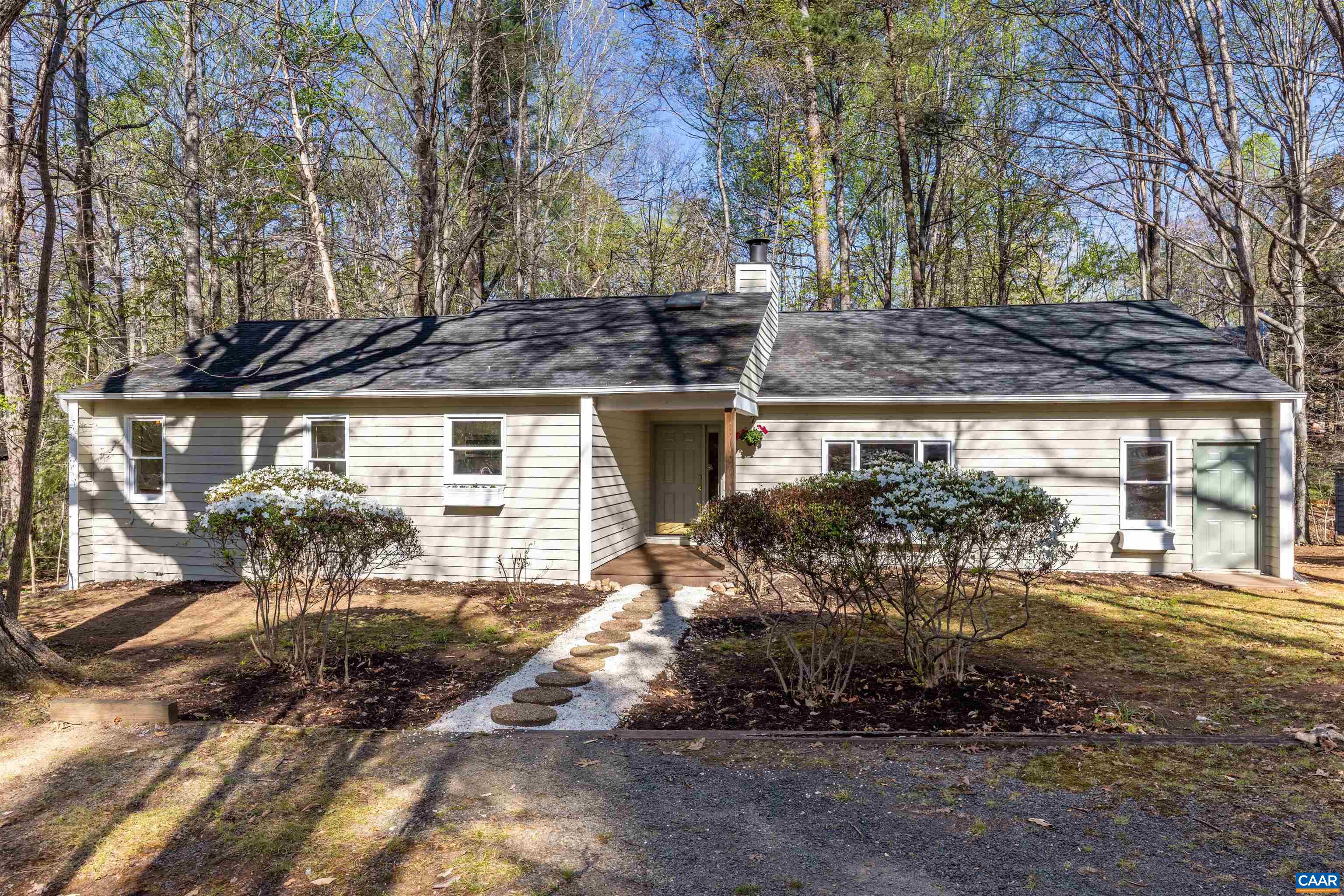 640 BIG OAK RD, CHARLOTTESVILLE, Virginia 22903, 3 Bedrooms Bedrooms, ,2 BathroomsBathrooms,Residential,640 BIG OAK RD,675326 MLS # 675326