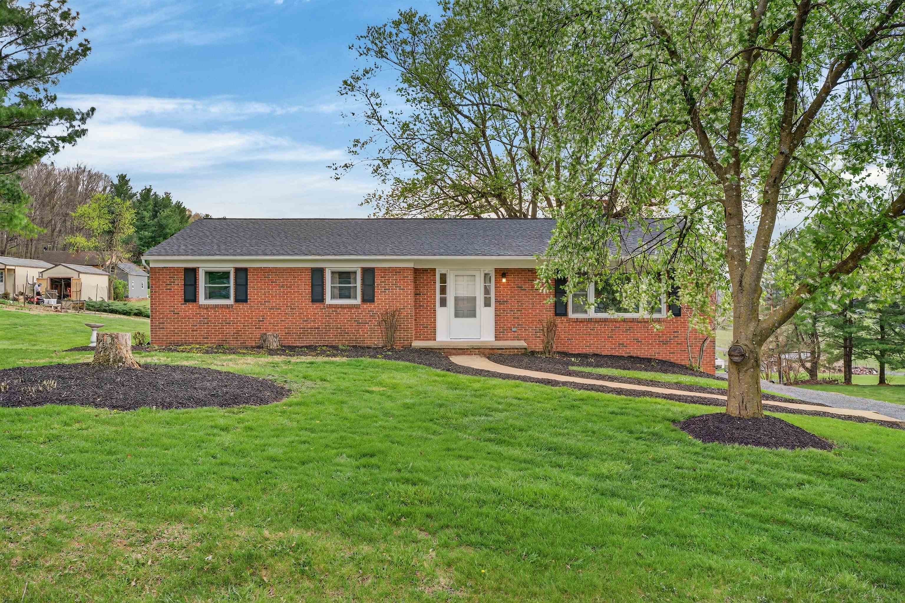 3259 ZION CHURCH RD, BROADWAY, Virginia 22815, 3 Bedrooms Bedrooms, ,2 BathroomsBathrooms,Residential,3259 ZION CHURCH RD,675357 MLS # 675357 3259 ZION CHURCH RD, BROADWAY, Virginia 22815, 3 Bedrooms Bedrooms, ,2 BathroomsBathrooms,Residential,3259 ZION CHURCH RD,675357 MLS # 675357