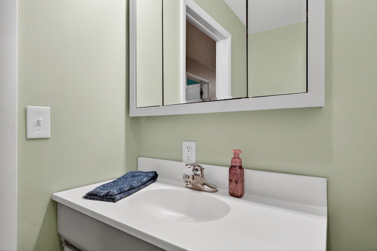 3259 ZION CHURCH RD, BROADWAY, Virginia 22815, 3 Bedrooms Bedrooms, ,2 BathroomsBathrooms,Residential,3259 ZION CHURCH RD,675357 MLS # 675357 3259 ZION CHURCH RD, BROADWAY, Virginia 22815, 3 Bedrooms Bedrooms, ,2 BathroomsBathrooms,Residential,3259 ZION CHURCH RD,675357 MLS # 675357