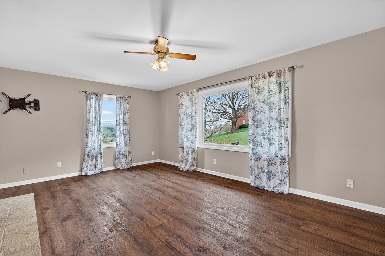 3259 ZION CHURCH RD, BROADWAY, Virginia 22815, 3 Bedrooms Bedrooms, ,2 BathroomsBathrooms,Residential,3259 ZION CHURCH RD,675357 MLS # 675357 3259 ZION CHURCH RD, BROADWAY, Virginia 22815, 3 Bedrooms Bedrooms, ,2 BathroomsBathrooms,Residential,3259 ZION CHURCH RD,675357 MLS # 675357