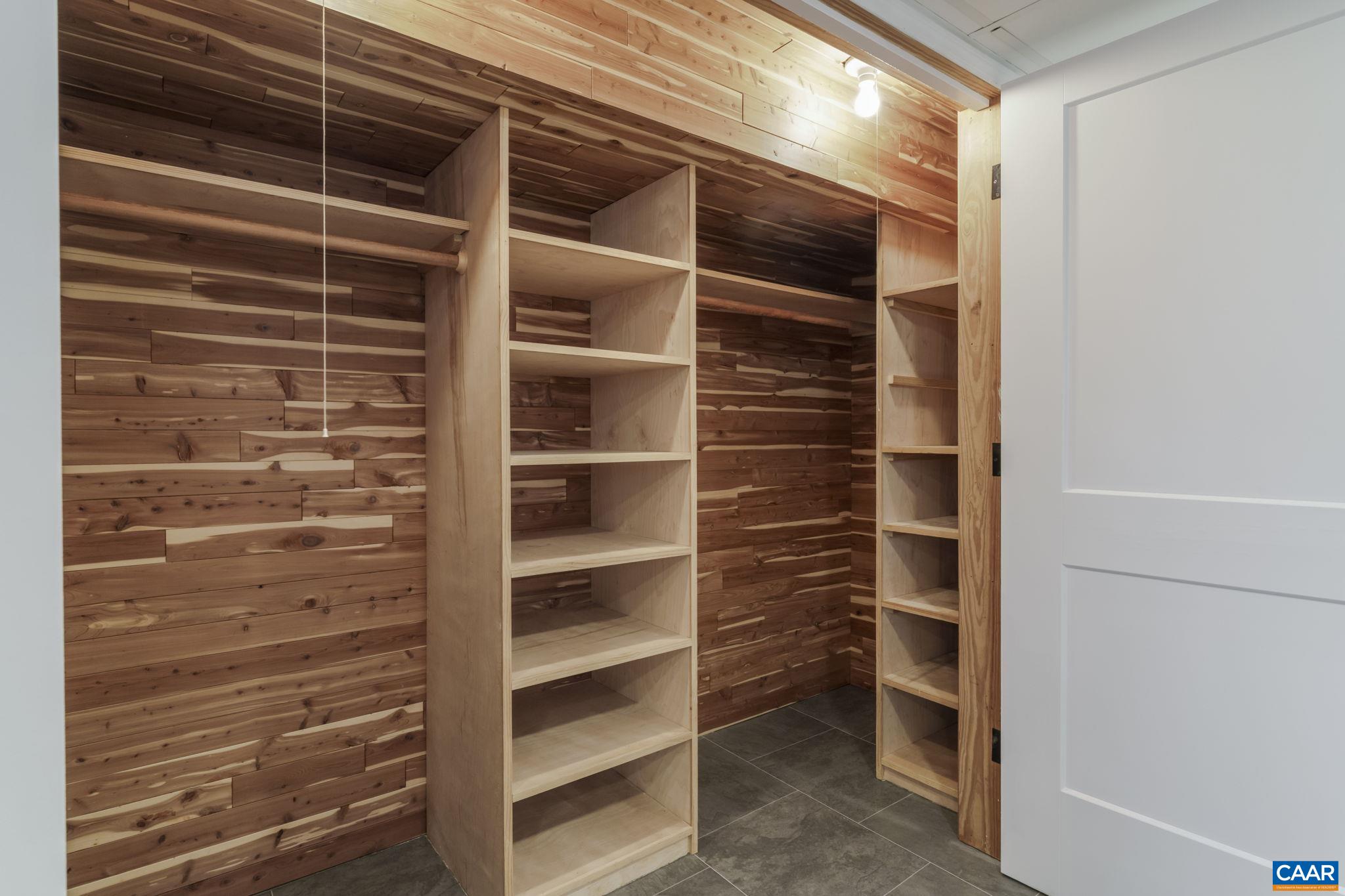 2613 NORTHFIELD RD, CHARLOTTESVILLE, Virginia 22901, 3 Bedrooms Bedrooms, ,2 BathroomsBathrooms,Residential,THE LAWN,2613 NORTHFIELD RD,675426 MLS # 675426