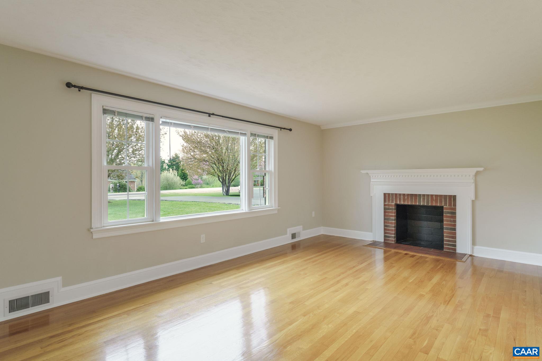 2613 NORTHFIELD RD, CHARLOTTESVILLE, Virginia 22901, 3 Bedrooms Bedrooms, ,2 BathroomsBathrooms,Residential,THE LAWN,2613 NORTHFIELD RD,675426 MLS # 675426