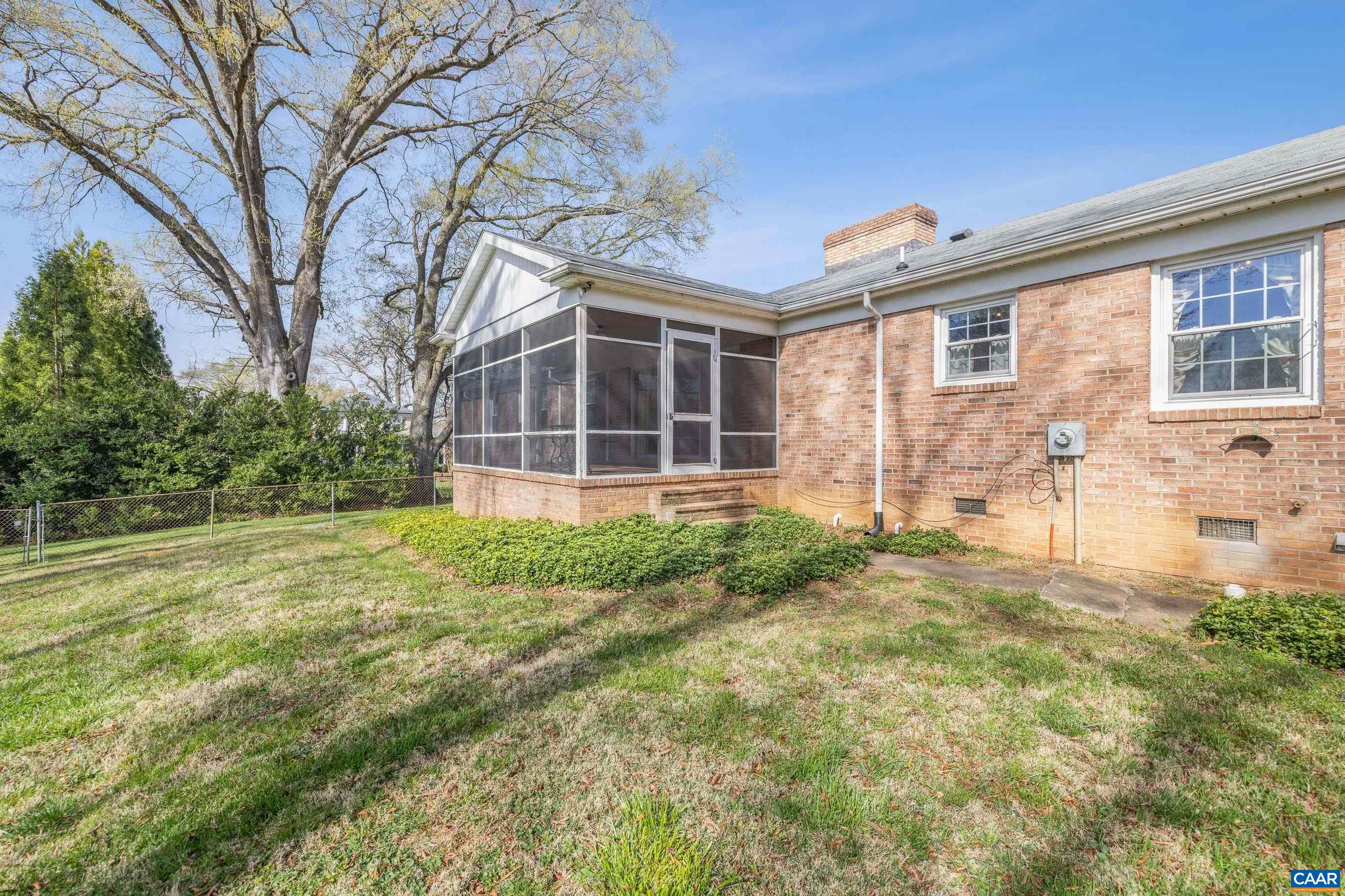 505 W BAKER ST, GORDONSVILLE, Virginia 22942, 4 Bedrooms Bedrooms, ,2 BathroomsBathrooms,Residential,505 W BAKER ST,675428 MLS # 675428