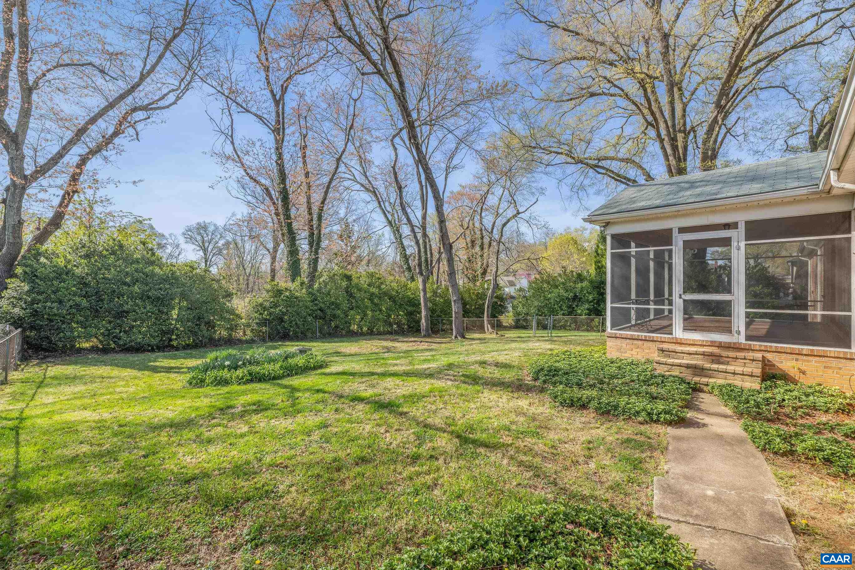 505 W BAKER ST, GORDONSVILLE, Virginia 22942, 4 Bedrooms Bedrooms, ,2 BathroomsBathrooms,Residential,505 W BAKER ST,675428 MLS # 675428