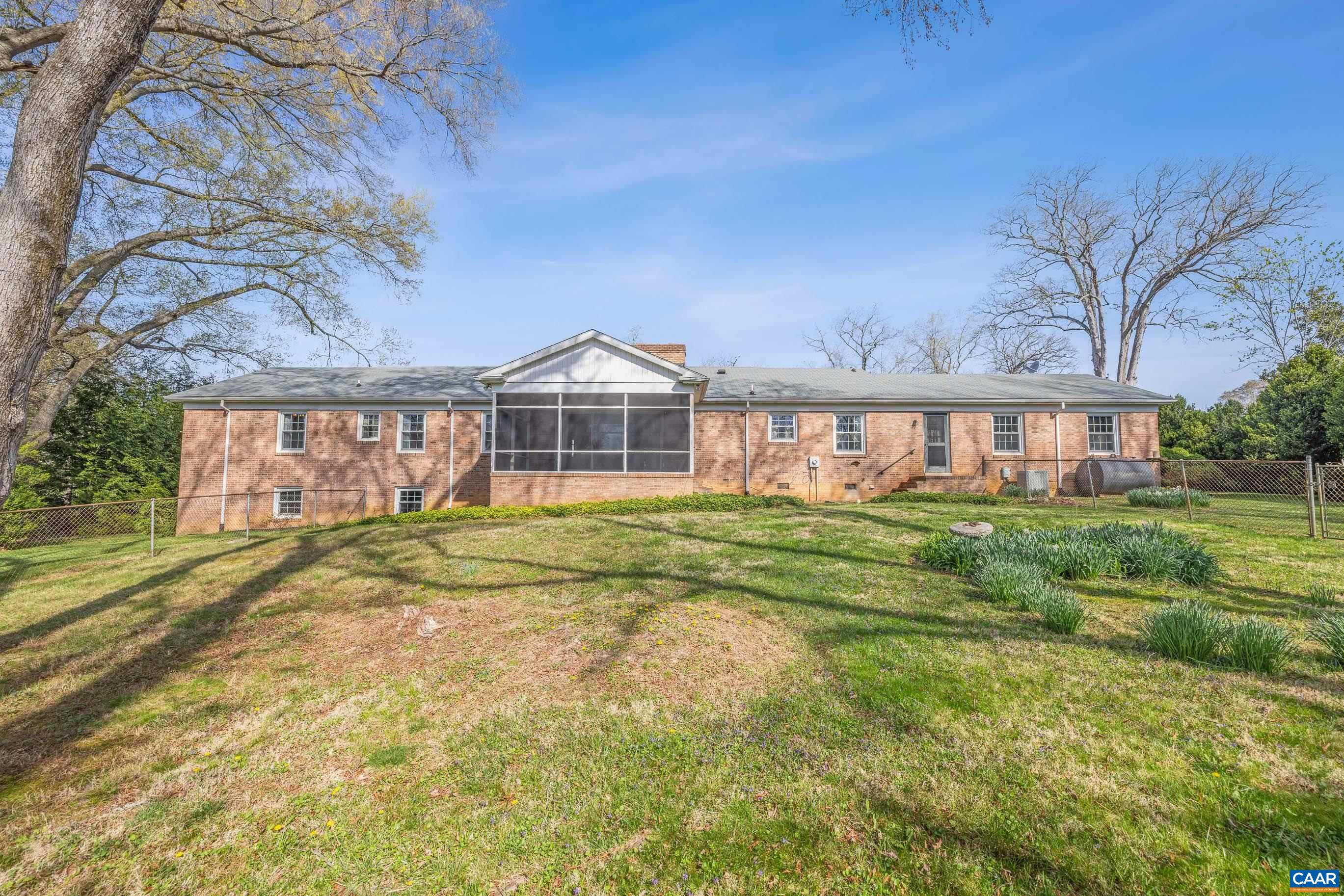 505 W BAKER ST, GORDONSVILLE, Virginia 22942, 4 Bedrooms Bedrooms, ,2 BathroomsBathrooms,Residential,505 W BAKER ST,675428 MLS # 675428