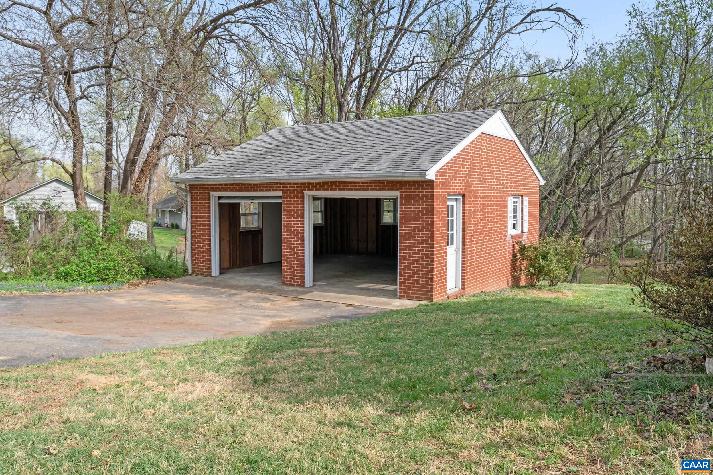 6459 HILLSBORO LN, CROZET, Virginia 22932, 3 Bedrooms Bedrooms, ,1 BathroomBathrooms,Residential,6459 HILLSBORO LN,675431 MLS # 675431