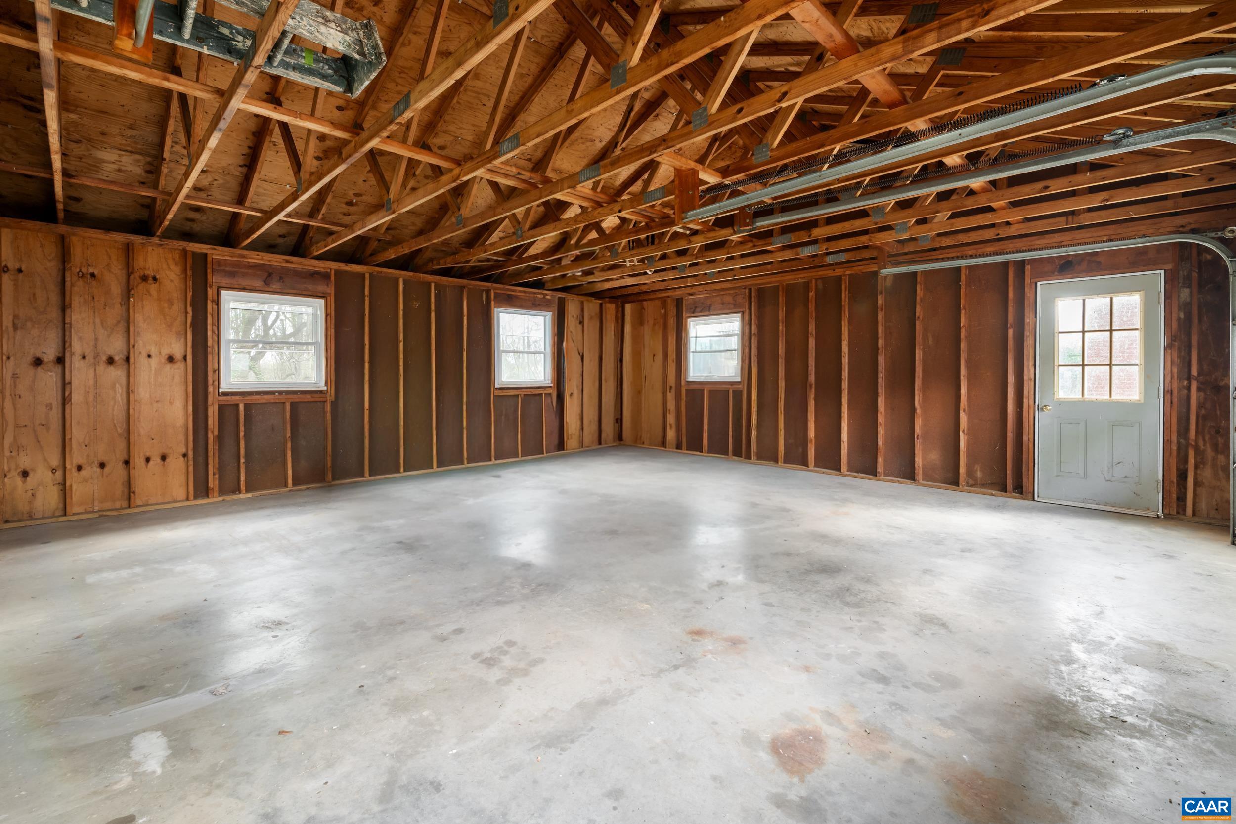 6459 HILLSBORO LN, CROZET, Virginia 22932, 3 Bedrooms Bedrooms, ,1 BathroomBathrooms,Residential,6459 HILLSBORO LN,675431 MLS # 675431