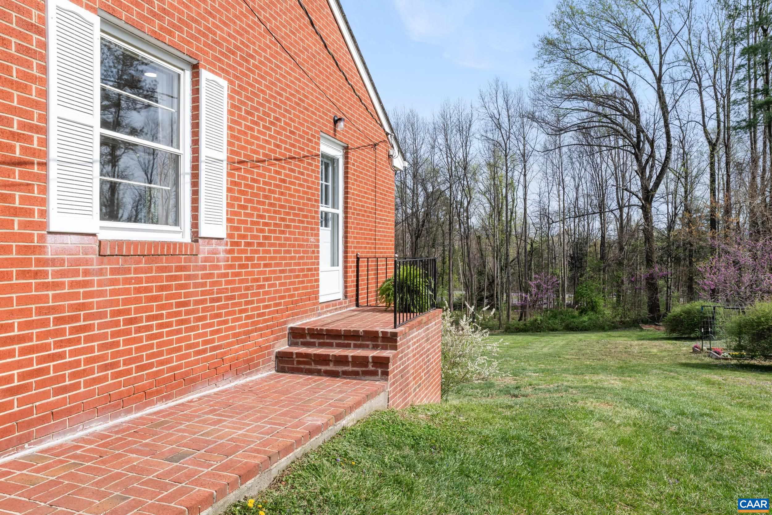 6459 HILLSBORO LN, CROZET, Virginia 22932, 3 Bedrooms Bedrooms, ,1 BathroomBathrooms,Residential,6459 HILLSBORO LN,675431 MLS # 675431