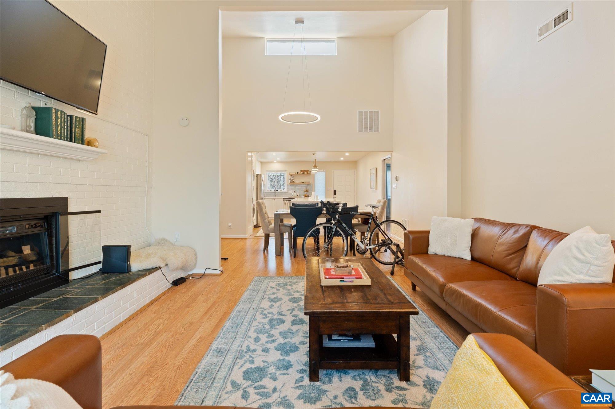 326 HARVEST DR, CHARLOTTESVILLE, Virginia 22903, 2 Bedrooms Bedrooms, ,2 BathroomsBathrooms,Residential,326 HARVEST DR,675434 MLS # 675434