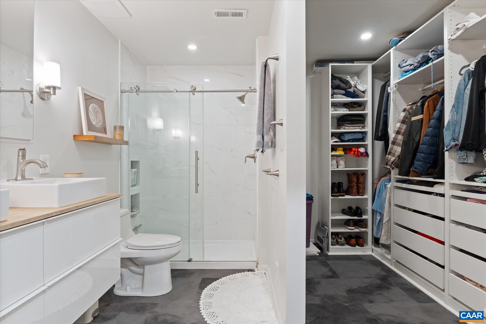 326 HARVEST DR, CHARLOTTESVILLE, Virginia 22903, 2 Bedrooms Bedrooms, ,2 BathroomsBathrooms,Residential,326 HARVEST DR,675434 MLS # 675434