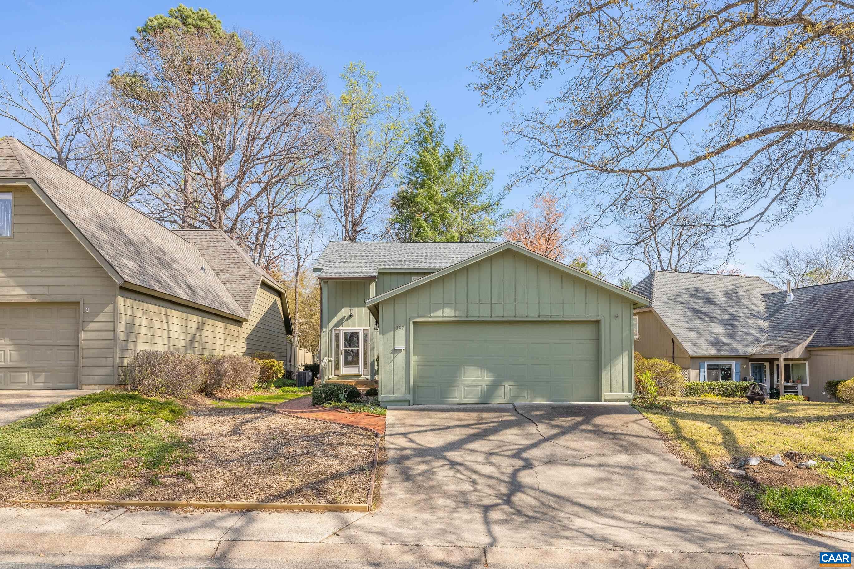307 LAKE FOREST LN, CHARLOTTESVILLE, Virginia 22901, 3 Bedrooms Bedrooms, ,3 BathroomsBathrooms,Residential,307 LAKE FOREST LN,675445 MLS # 675445 307 LAKE FOREST LN, CHARLOTTESVILLE, Virginia 22901, 3 Bedrooms Bedrooms, ,3 BathroomsBathrooms,Residential,307 LAKE FOREST LN,675445 MLS # 675445