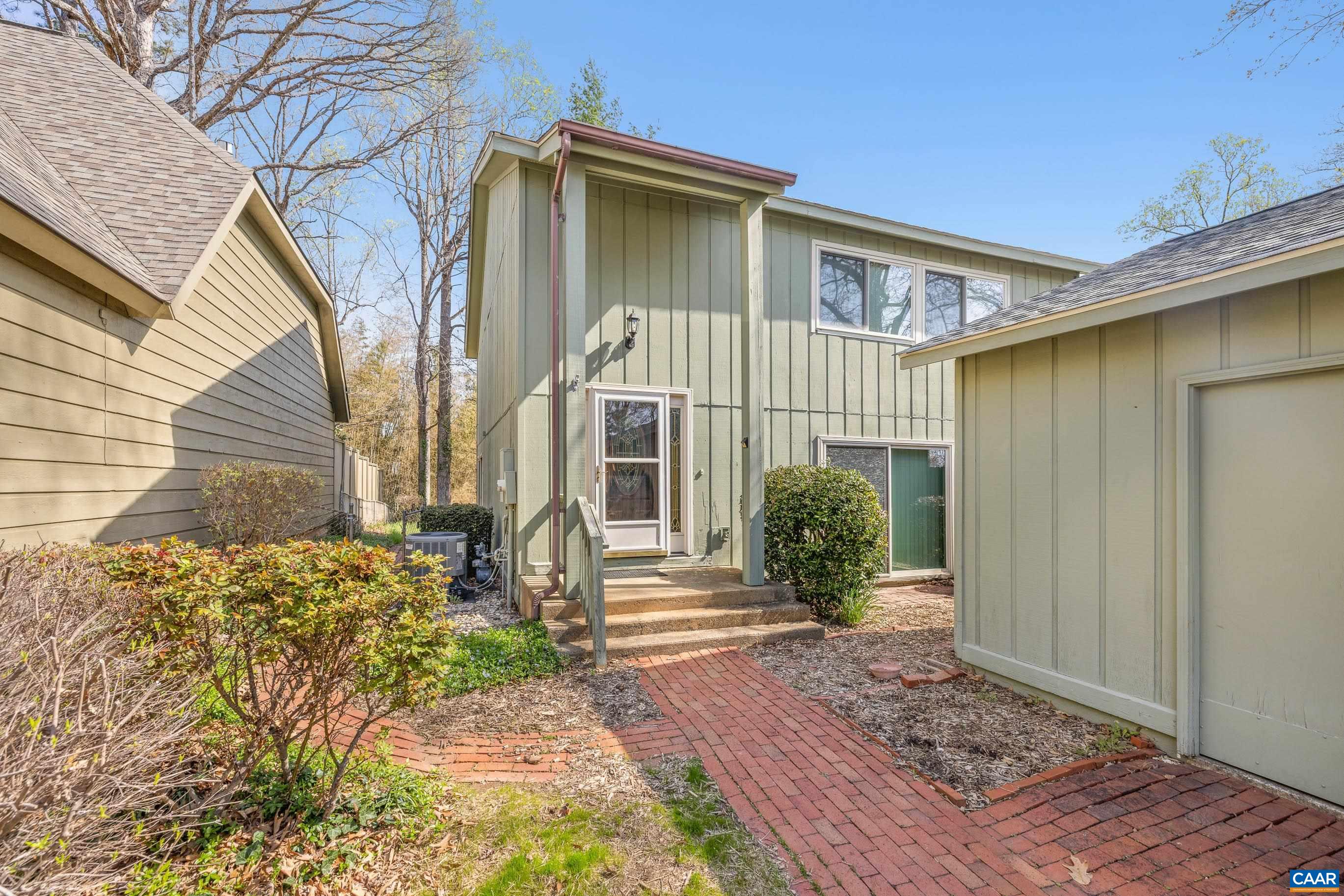 307 LAKE FOREST LN, CHARLOTTESVILLE, Virginia 22901, 3 Bedrooms Bedrooms, ,3 BathroomsBathrooms,Residential,307 LAKE FOREST LN,675445 MLS # 675445 307 LAKE FOREST LN, CHARLOTTESVILLE, Virginia 22901, 3 Bedrooms Bedrooms, ,3 BathroomsBathrooms,Residential,307 LAKE FOREST LN,675445 MLS # 675445