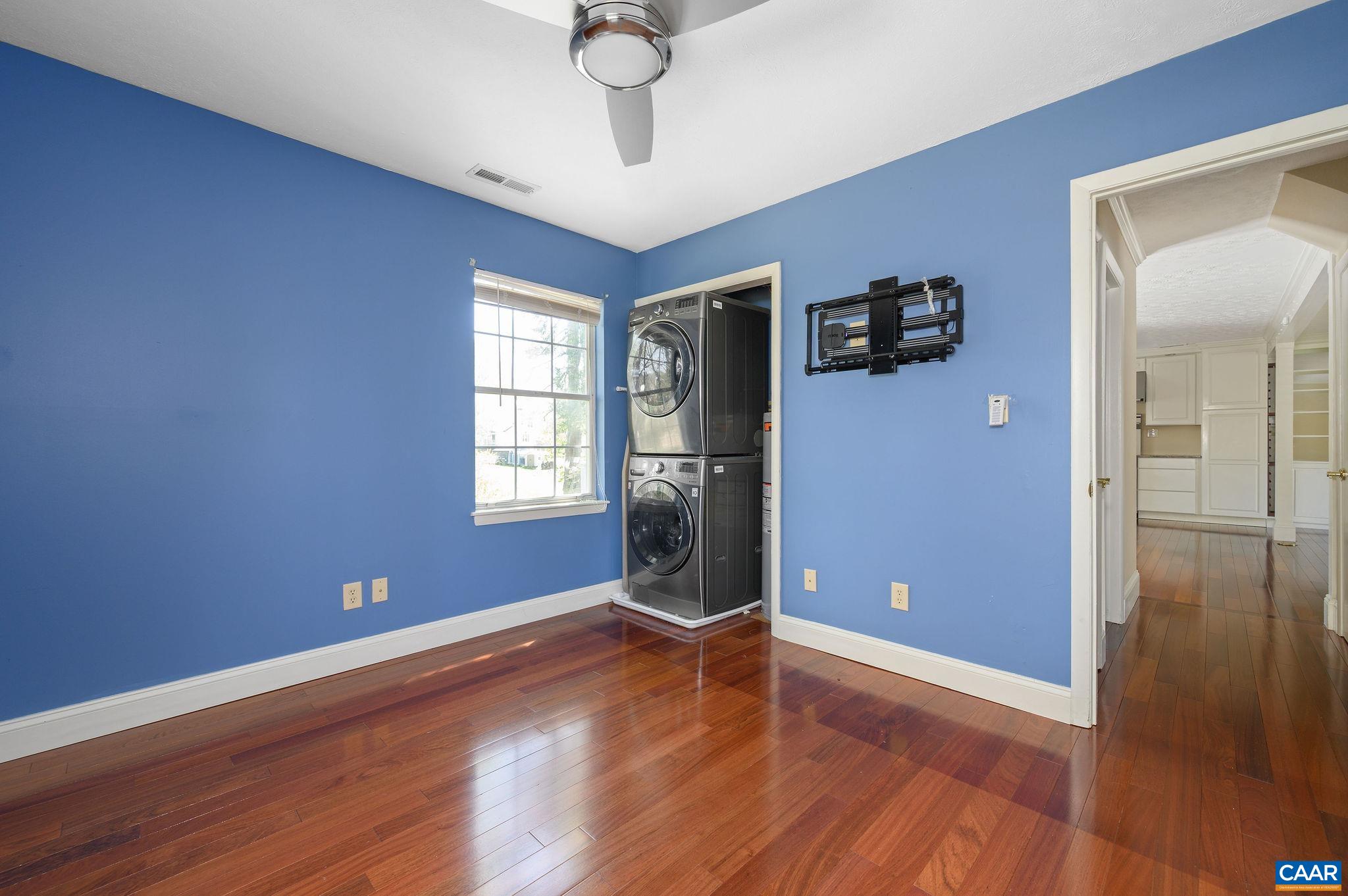 recently served as dressing room, office, etc- possible to combine these two for large primary recently served as dressing room, office, etc- possible to combine these two for large primary