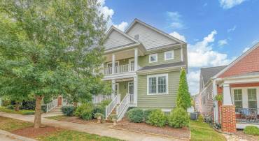 821 COLE ST, CHARLOTTESVILLE, Virginia 22901, 5 Bedrooms Bedrooms, ,3 BathroomsBathrooms,Residential,821 COLE ST,675485 MLS # 675485