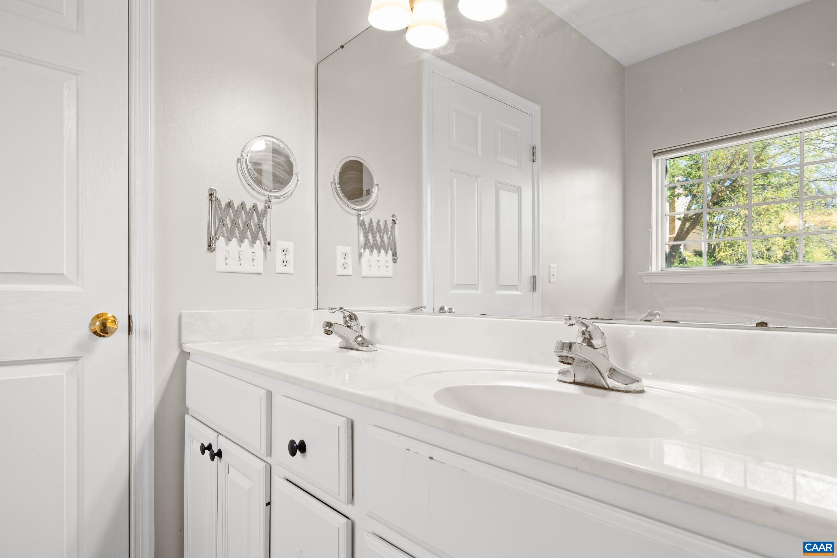 1110 HIGHLANDS DR, CHARLOTTESVILLE, Virginia 22901, 3 Bedrooms Bedrooms, ,2 BathroomsBathrooms,Residential,1110 HIGHLANDS DR,675486 MLS # 675486