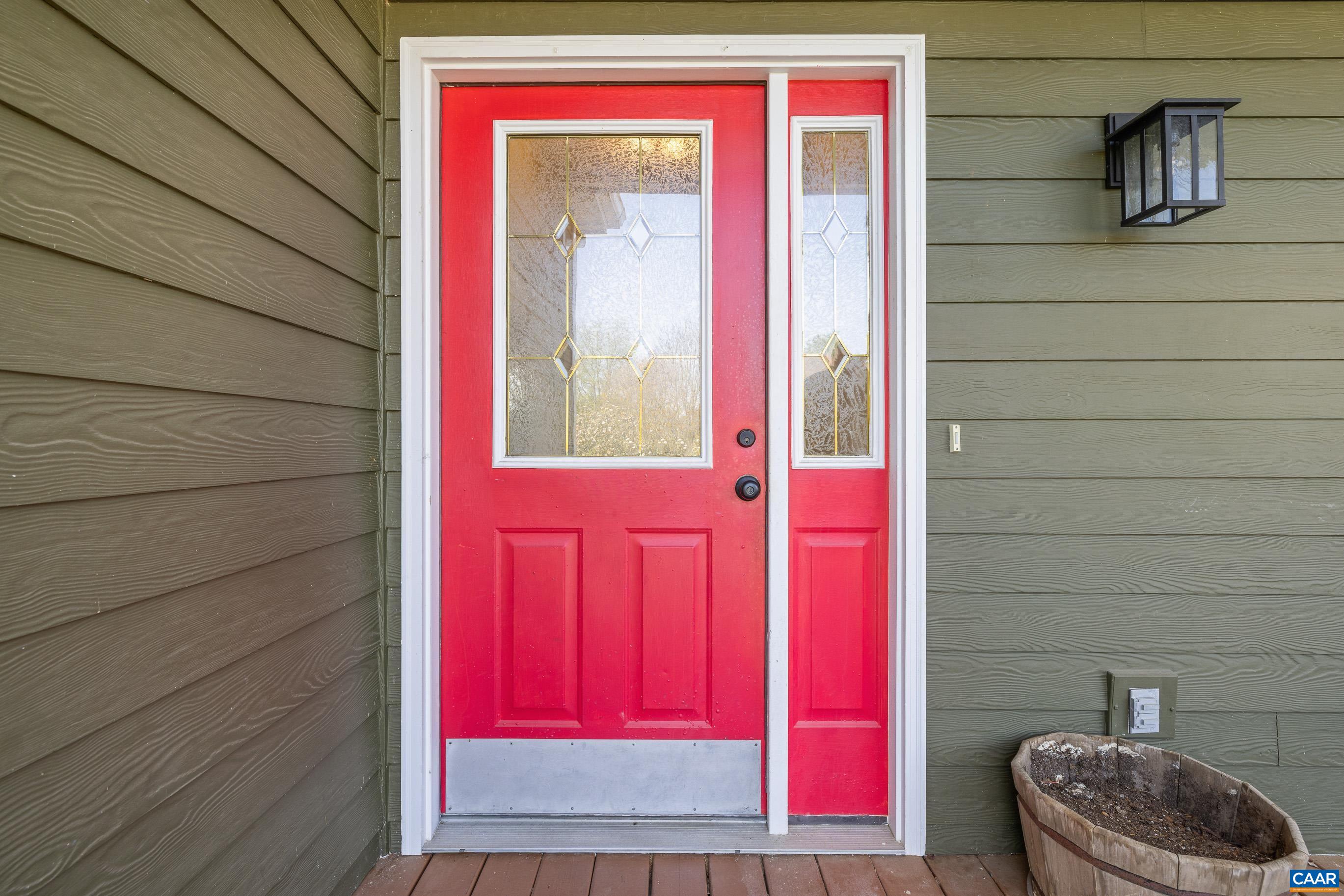 1110 HIGHLANDS DR, CHARLOTTESVILLE, Virginia 22901, 3 Bedrooms Bedrooms, ,2 BathroomsBathrooms,Residential,1110 HIGHLANDS DR,675486 MLS # 675486