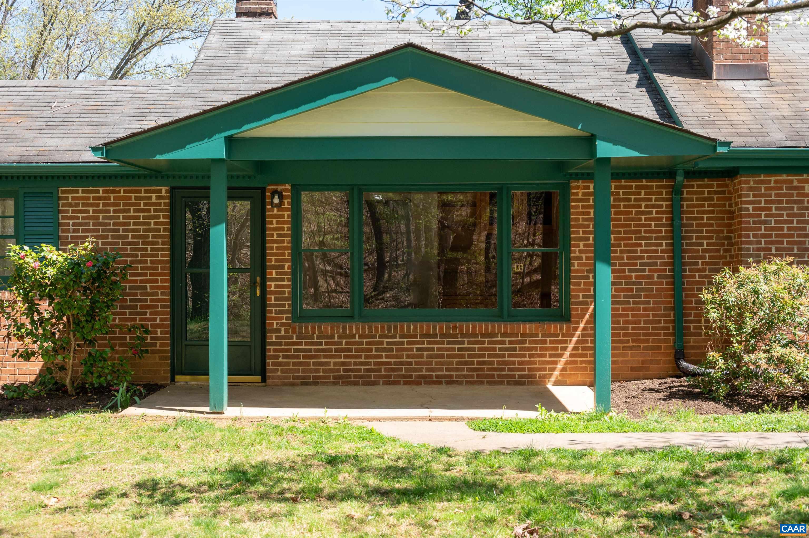 395 BURCHS CREEK RD, CROZET, Virginia 22932, 3 Bedrooms Bedrooms, ,1 BathroomBathrooms,Residential,Greenwood Cottage,395 BURCHS CREEK RD,675526 MLS # 675526