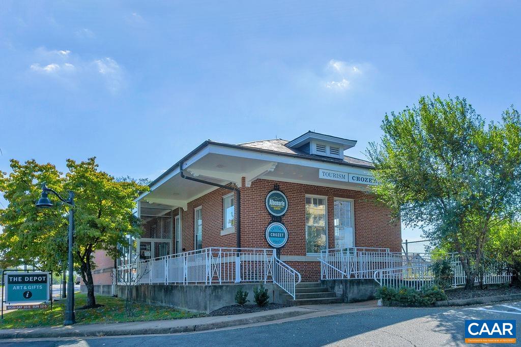 395 BURCHS CREEK RD, CROZET, Virginia 22932, 3 Bedrooms Bedrooms, ,1 BathroomBathrooms,Residential,Greenwood Cottage,395 BURCHS CREEK RD,675526 MLS # 675526