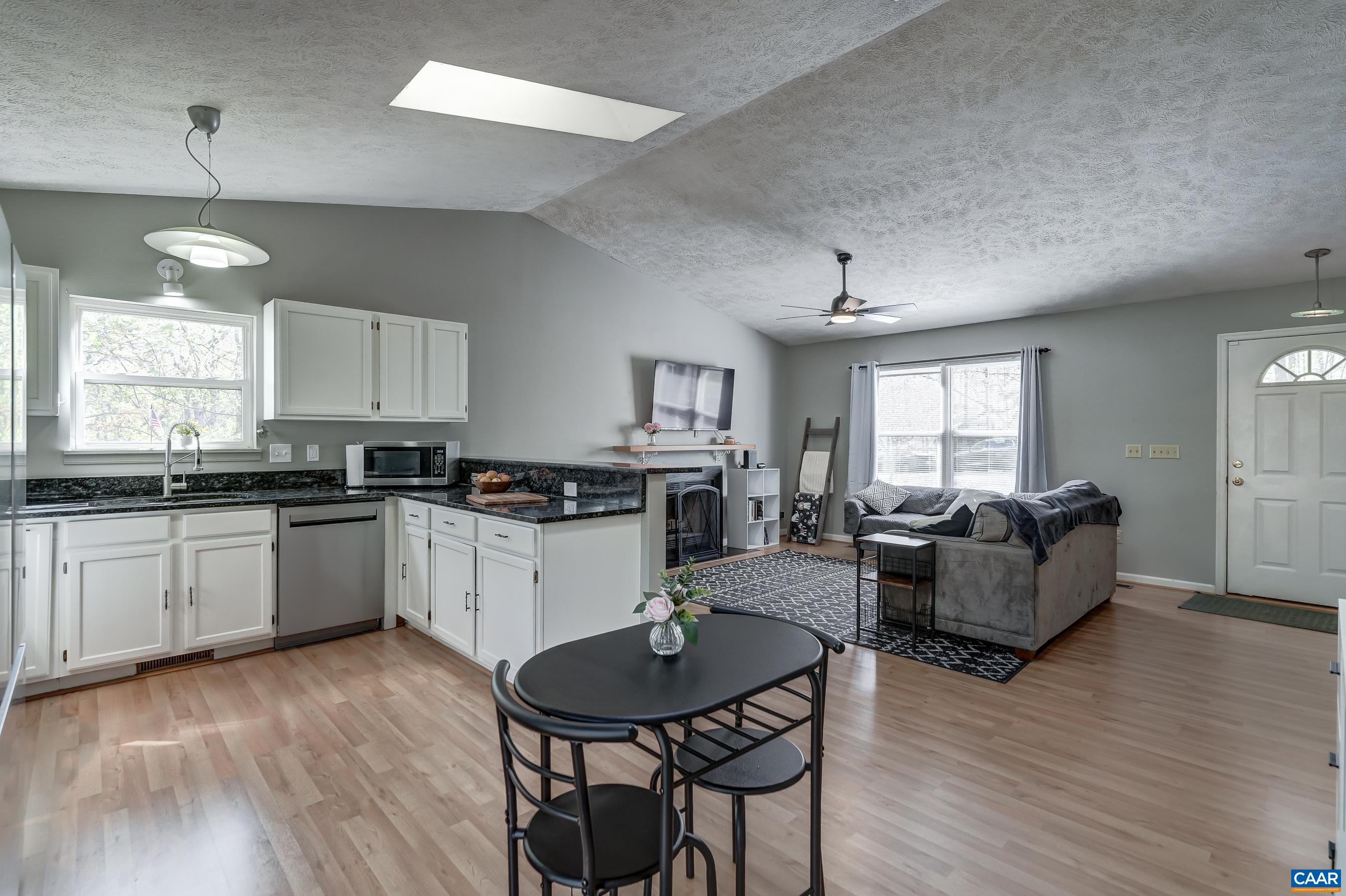 15 AUSTIN DR, PALMYRA, Virginia 22963, 4 Bedrooms Bedrooms, ,3 BathroomsBathrooms,Residential,15 AUSTIN DR,675533 MLS # 675533