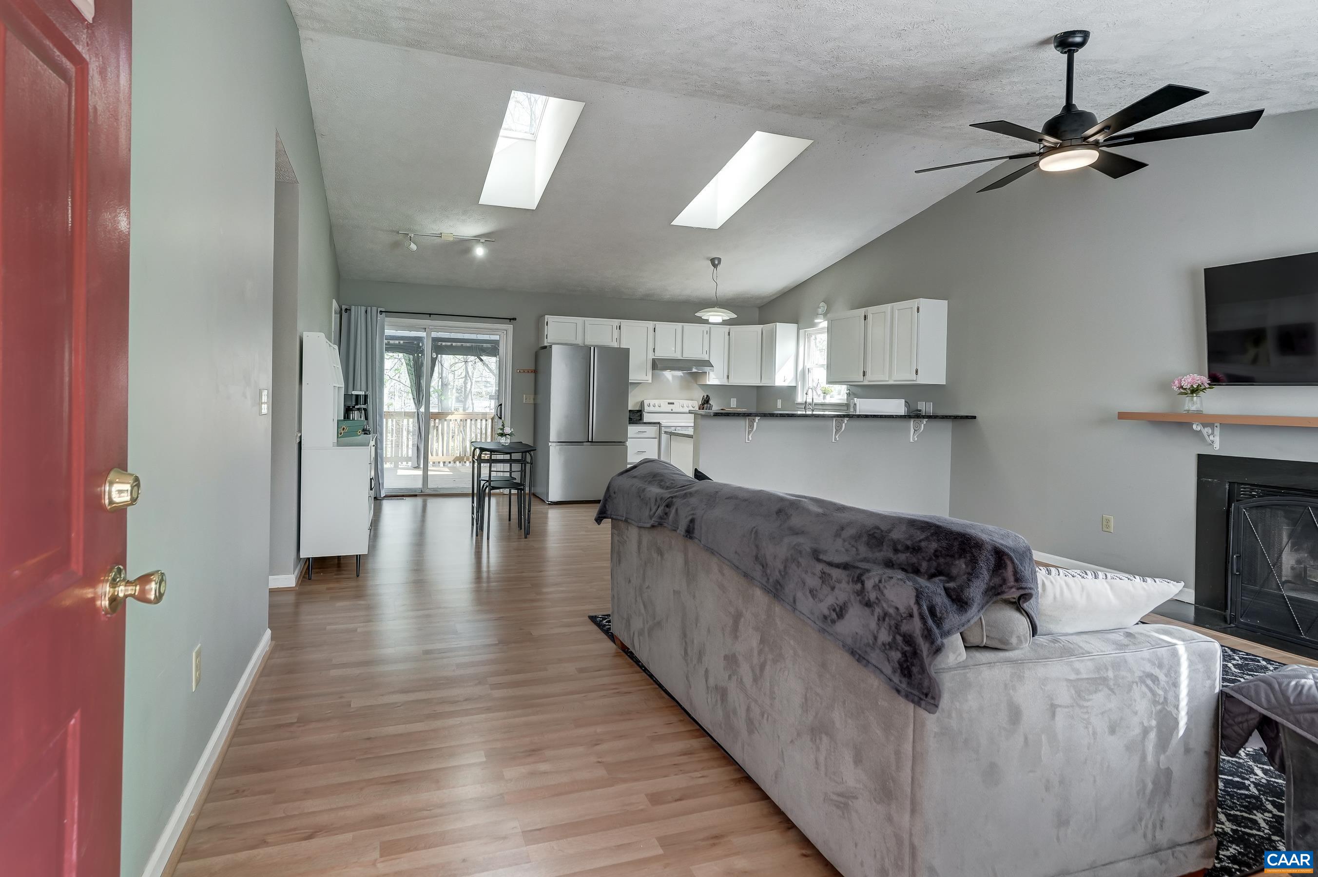 15 AUSTIN DR, PALMYRA, Virginia 22963, 4 Bedrooms Bedrooms, ,3 BathroomsBathrooms,Residential,15 AUSTIN DR,675533 MLS # 675533