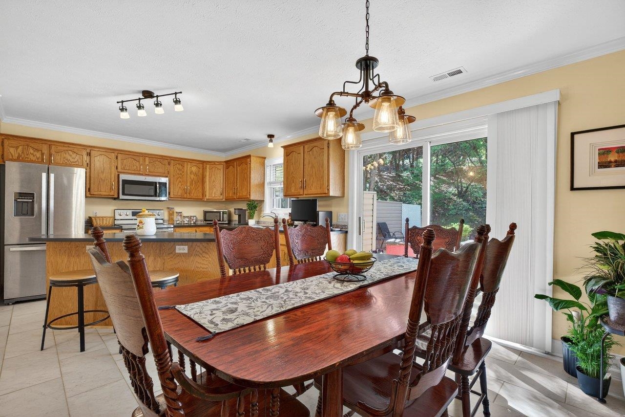 298 EMERALD DR, HARRISONBURG, Virginia 22801, 3 Bedrooms Bedrooms, ,2 BathroomsBathrooms,Residential,Spacious 3BR Townhome in a Prime Location with Bas,298 EMERALD DR,675552 MLS # 675552 298 EMERALD DR, HARRISONBURG, Virginia 22801, 3 Bedrooms Bedrooms, ,2 BathroomsBathrooms,Residential,Spacious 3BR Townhome in a Prime Location with Bas,298 EMERALD DR,675552 MLS # 675552