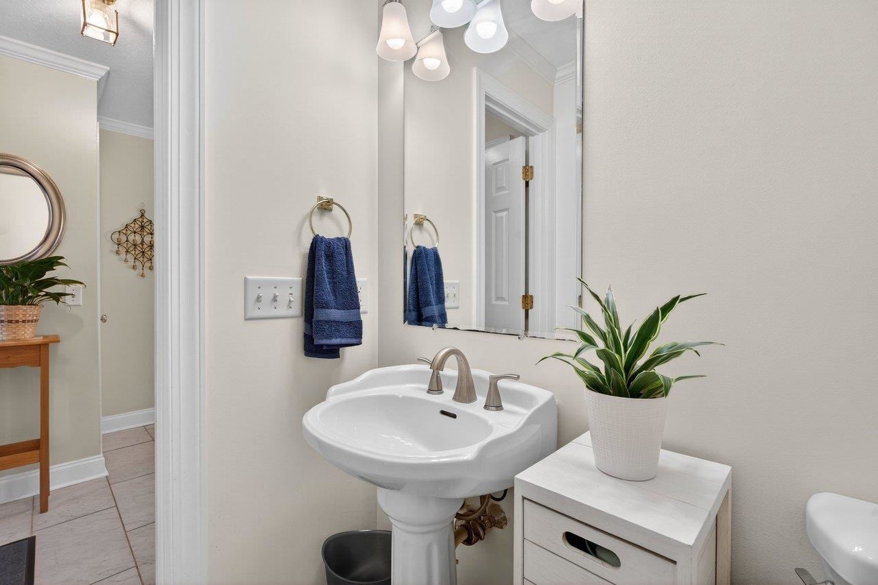 298 EMERALD DR, HARRISONBURG, Virginia 22801, 3 Bedrooms Bedrooms, ,2 BathroomsBathrooms,Residential,Spacious 3BR Townhome in a Prime Location with Bas,298 EMERALD DR,675552 MLS # 675552 298 EMERALD DR, HARRISONBURG, Virginia 22801, 3 Bedrooms Bedrooms, ,2 BathroomsBathrooms,Residential,Spacious 3BR Townhome in a Prime Location with Bas,298 EMERALD DR,675552 MLS # 675552