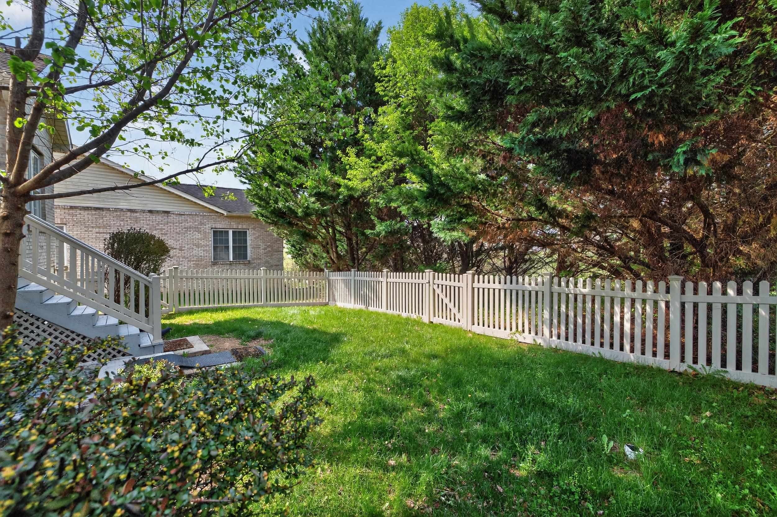 1252 WHITE ROCK CT, WOODSTOCK, Virginia 22664, 4 Bedrooms Bedrooms, ,2 BathroomsBathrooms,Residential,1252 WHITE ROCK CT,675555 MLS # 675555 1252 WHITE ROCK CT, WOODSTOCK, Virginia 22664, 4 Bedrooms Bedrooms, ,2 BathroomsBathrooms,Residential,1252 WHITE ROCK CT,675555 MLS # 675555