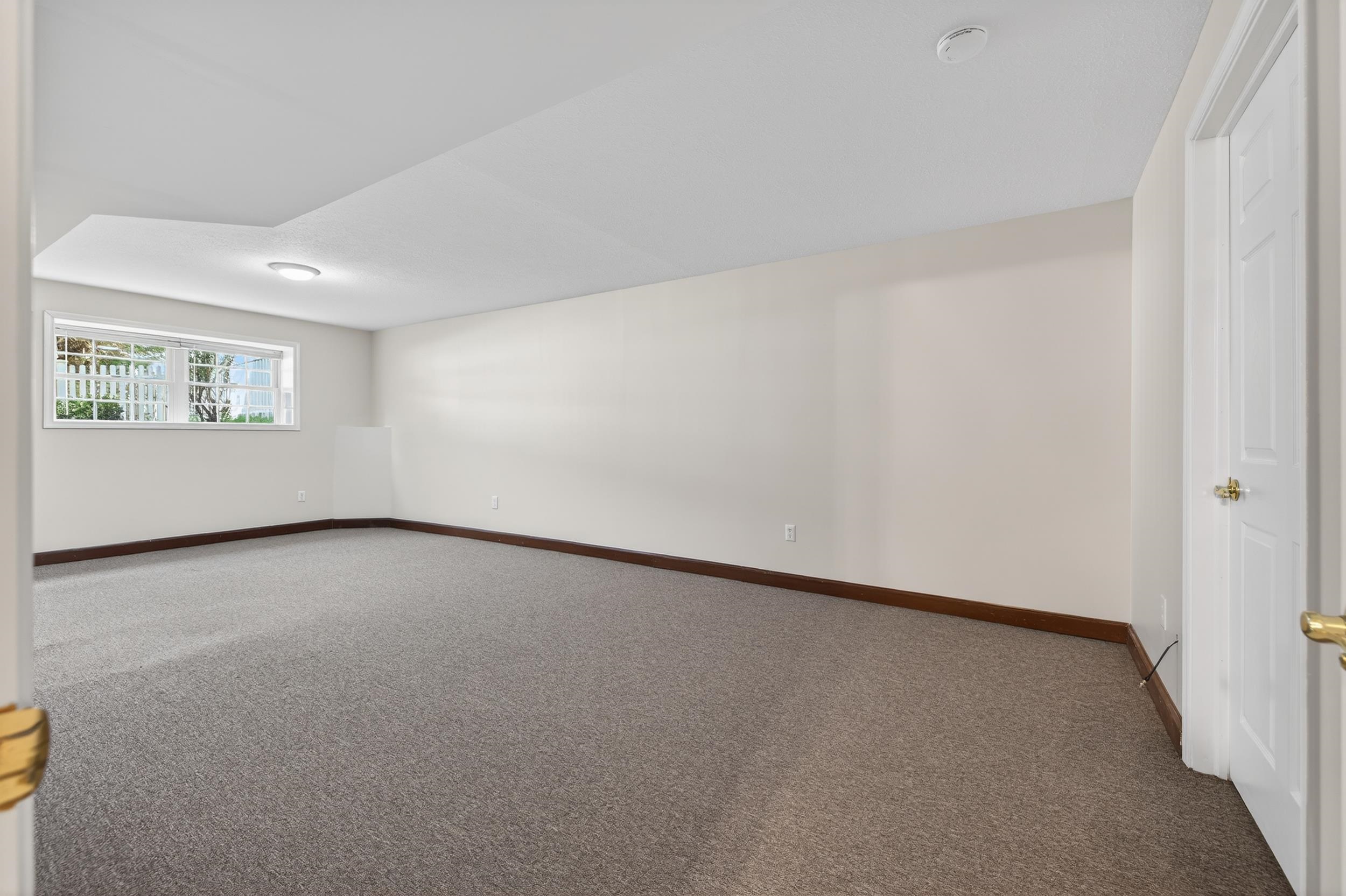 1252 WHITE ROCK CT, WOODSTOCK, Virginia 22664, 4 Bedrooms Bedrooms, ,2 BathroomsBathrooms,Residential,1252 WHITE ROCK CT,675555 MLS # 675555 1252 WHITE ROCK CT, WOODSTOCK, Virginia 22664, 4 Bedrooms Bedrooms, ,2 BathroomsBathrooms,Residential,1252 WHITE ROCK CT,675555 MLS # 675555