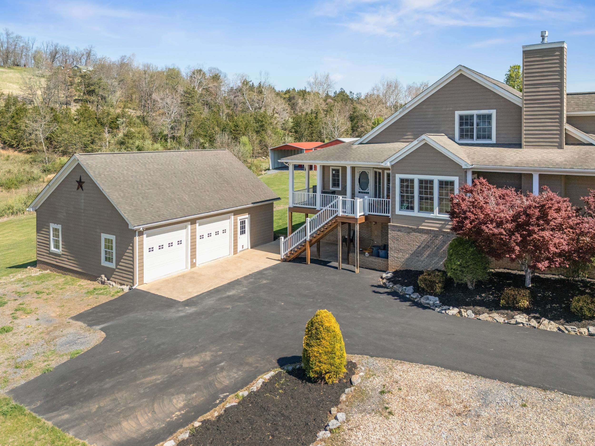 721 LEAPORT RD, VERONA, Virginia 24482, 4 Bedrooms Bedrooms, ,3 BathroomsBathrooms,Residential,721 LEAPORT RD,675556 MLS # 675556 721 LEAPORT RD, VERONA, Virginia 24482, 4 Bedrooms Bedrooms, ,3 BathroomsBathrooms,Residential,721 LEAPORT RD,675556 MLS # 675556