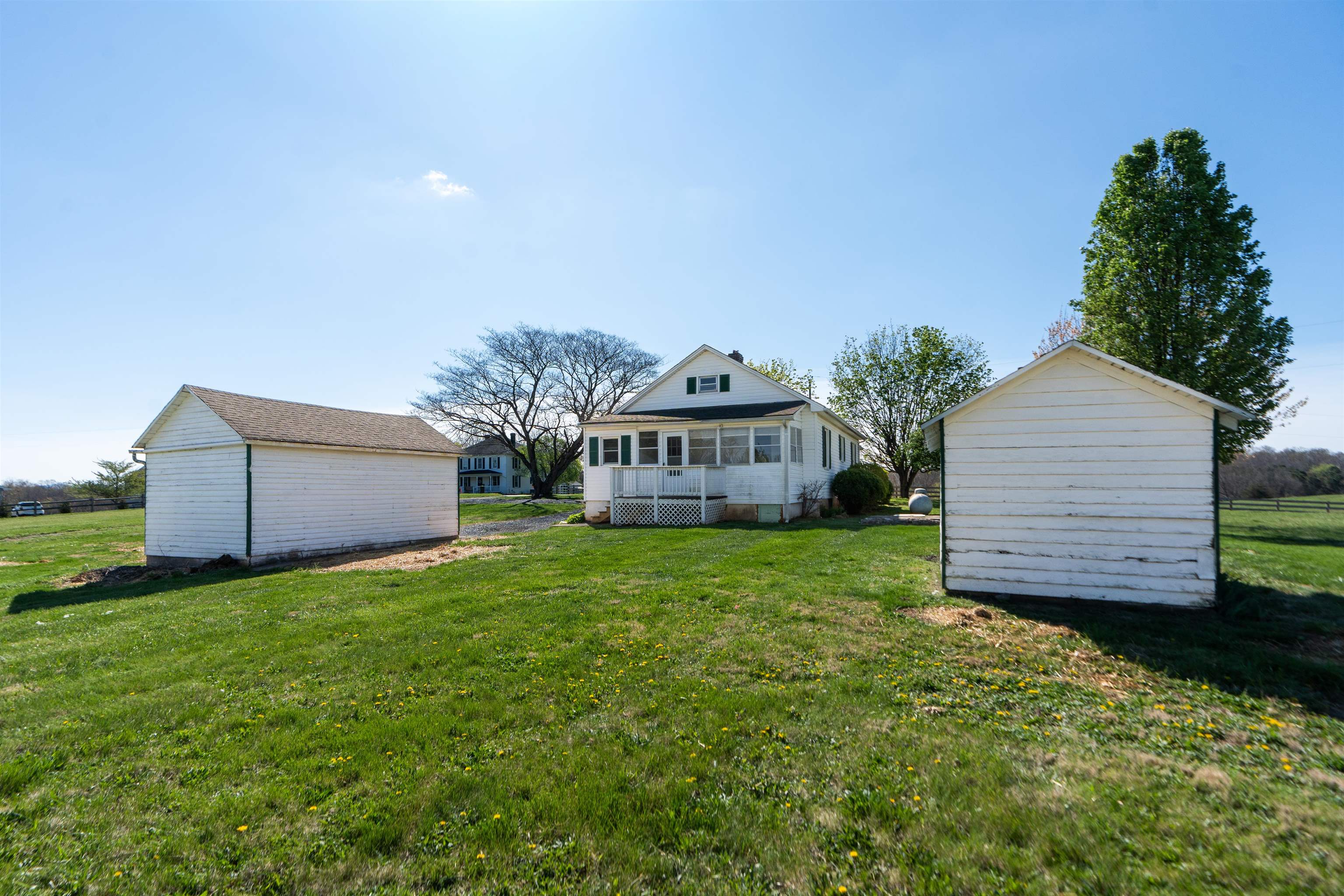 1241 QUICKS MILL RD, STAUNTON, Virginia 24401, 2 Bedrooms Bedrooms, ,1 BathroomBathrooms,Residential,1241 QUICKS MILL RD,675557 MLS # 675557