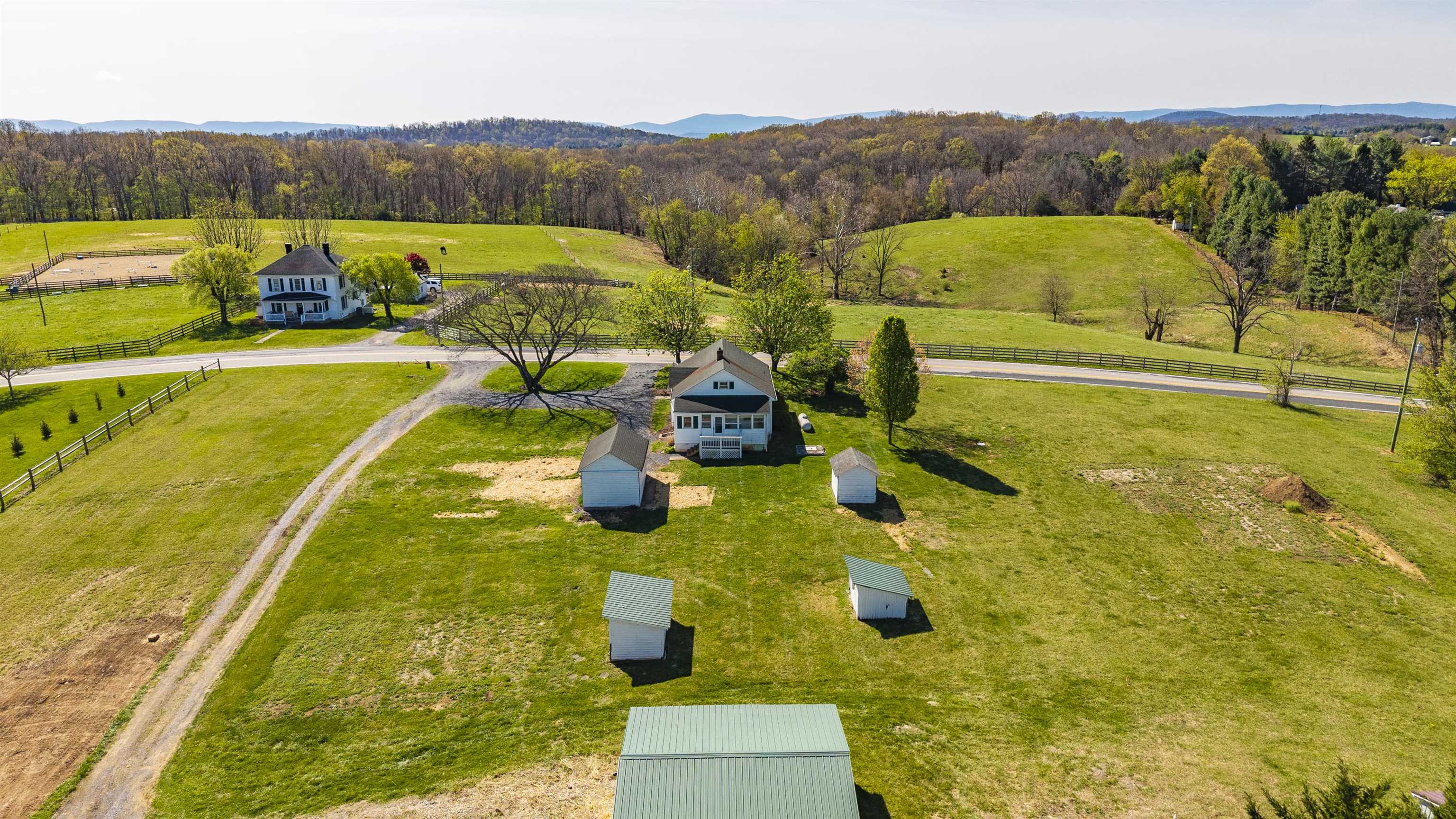 1241 QUICKS MILL RD, STAUNTON, Virginia 24401, 2 Bedrooms Bedrooms, ,1 BathroomBathrooms,Residential,1241 QUICKS MILL RD,675557 MLS # 675557