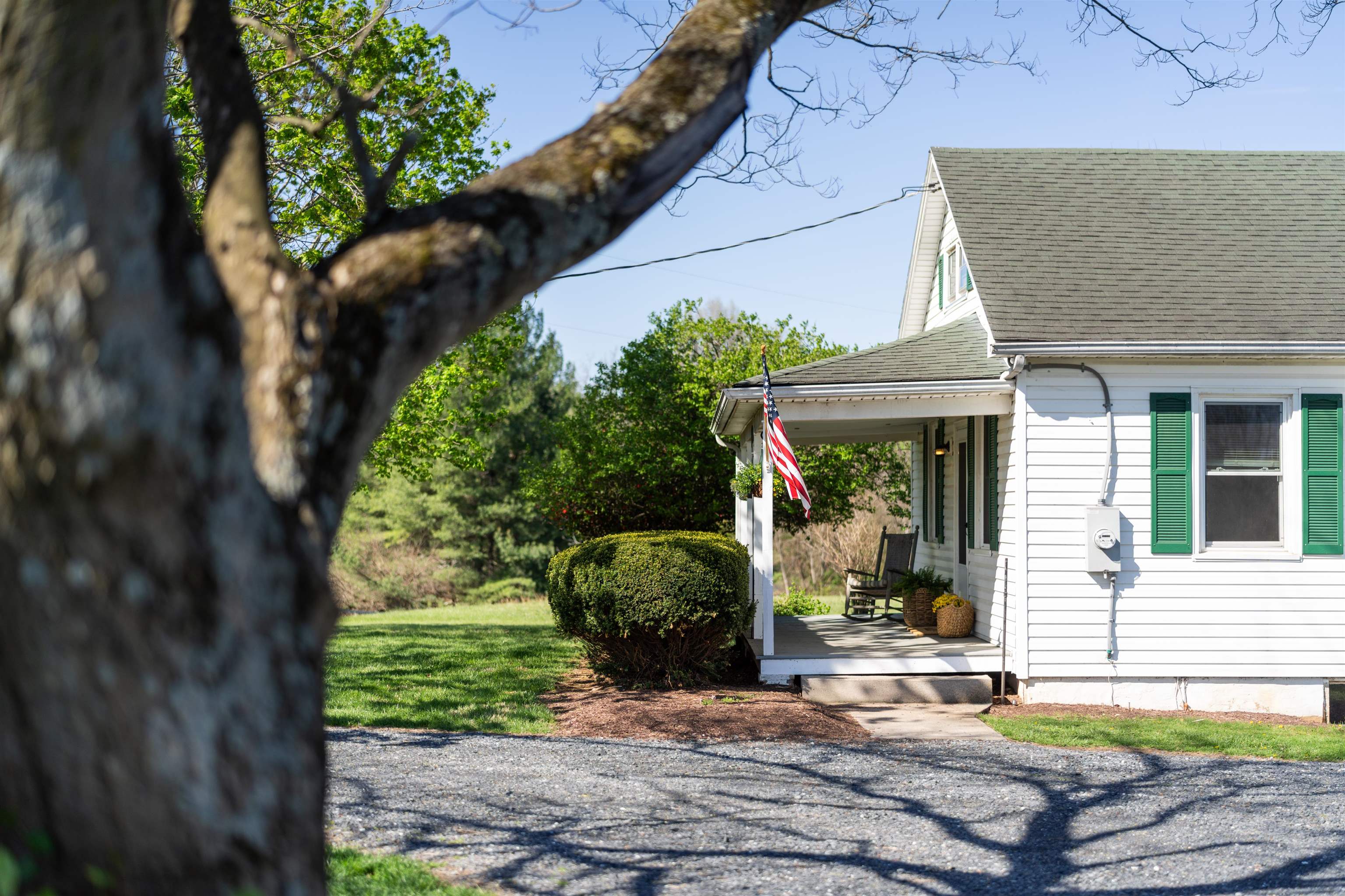 1241 QUICKS MILL RD, STAUNTON, Virginia 24401, 2 Bedrooms Bedrooms, ,1 BathroomBathrooms,Residential,1241 QUICKS MILL RD,675557 MLS # 675557