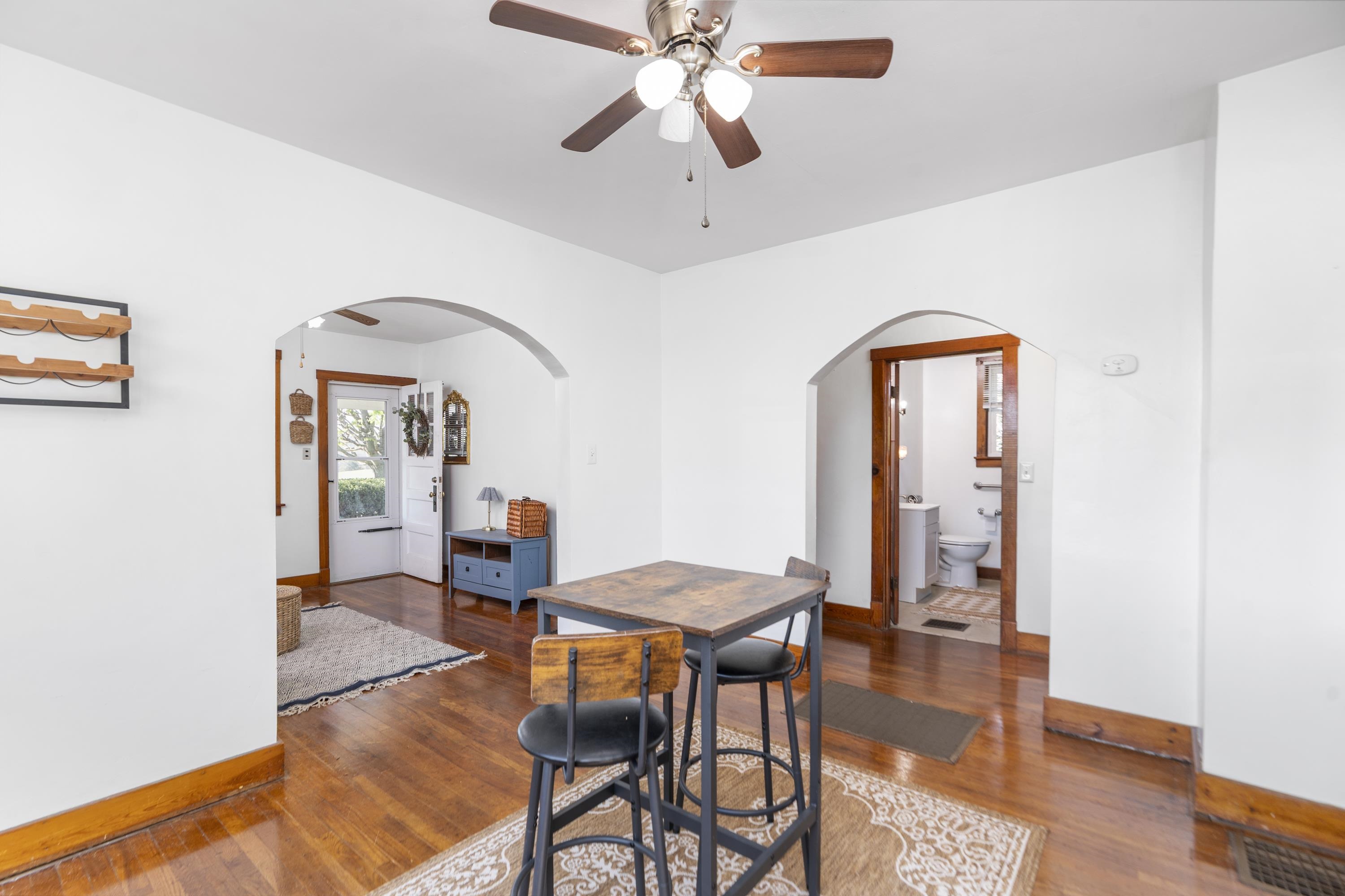 1241 QUICKS MILL RD, STAUNTON, Virginia 24401, 2 Bedrooms Bedrooms, ,1 BathroomBathrooms,Residential,1241 QUICKS MILL RD,675557 MLS # 675557