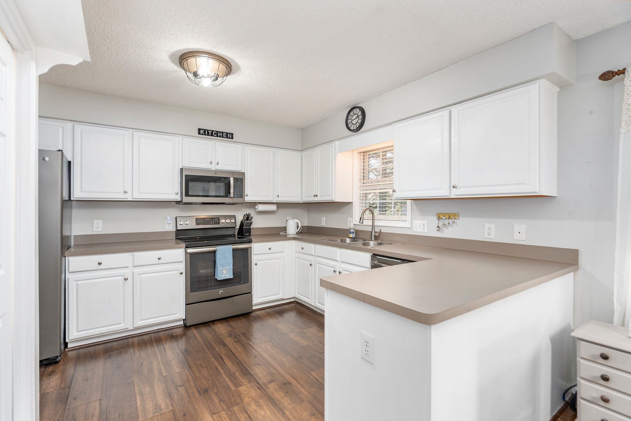 204 DEVON CT, WAYNESBORO, Virginia 22980, 3 Bedrooms Bedrooms, ,2 BathroomsBathrooms,Residential,One level dream home,204 DEVON CT,675559 MLS # 675559