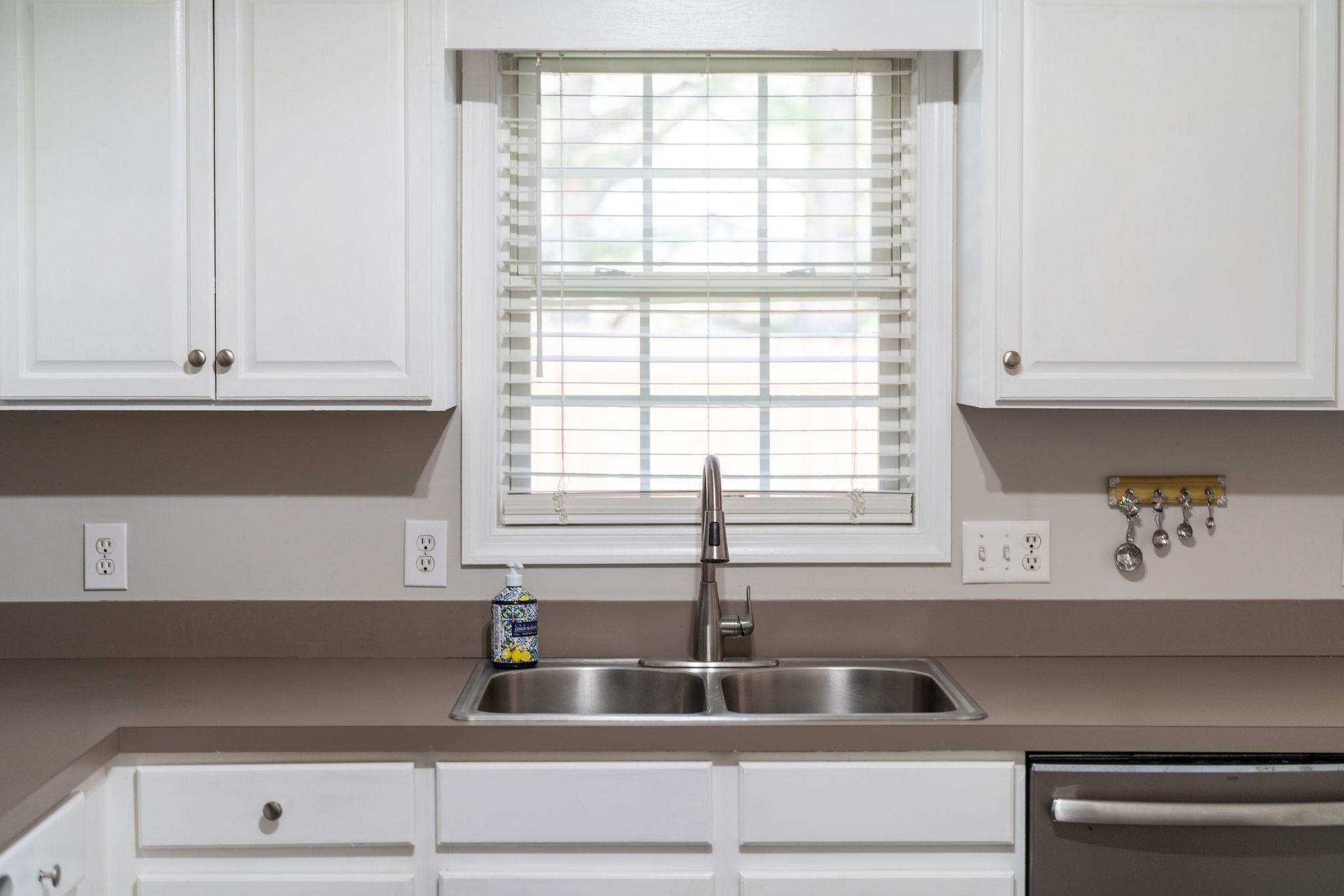 204 DEVON CT, WAYNESBORO, Virginia 22980, 3 Bedrooms Bedrooms, ,2 BathroomsBathrooms,Residential,One level dream home,204 DEVON CT,675559 MLS # 675559