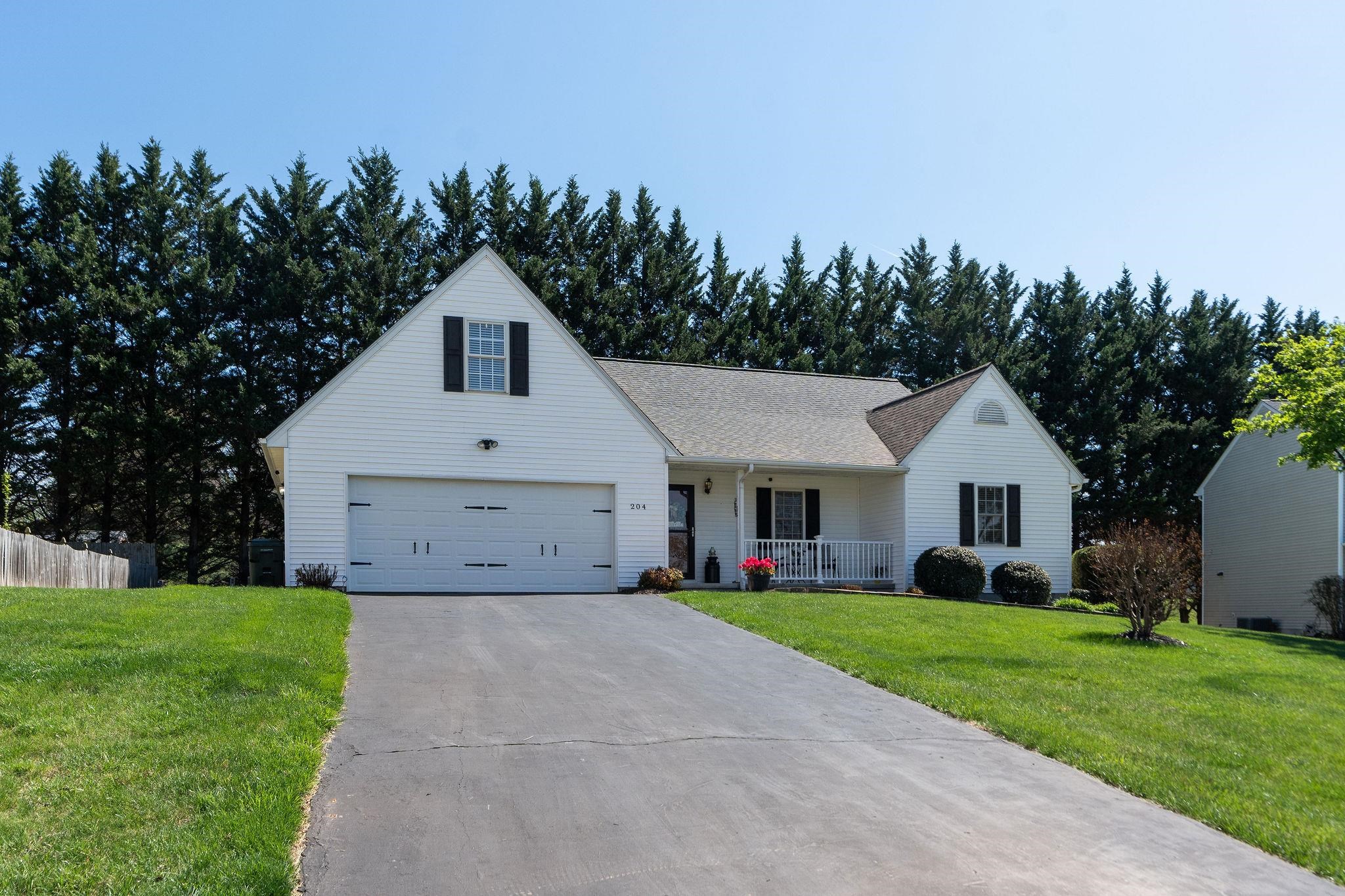 204 DEVON CT, WAYNESBORO, Virginia 22980, 3 Bedrooms Bedrooms, ,2 BathroomsBathrooms,Residential,One level dream home,204 DEVON CT,675559 MLS # 675559